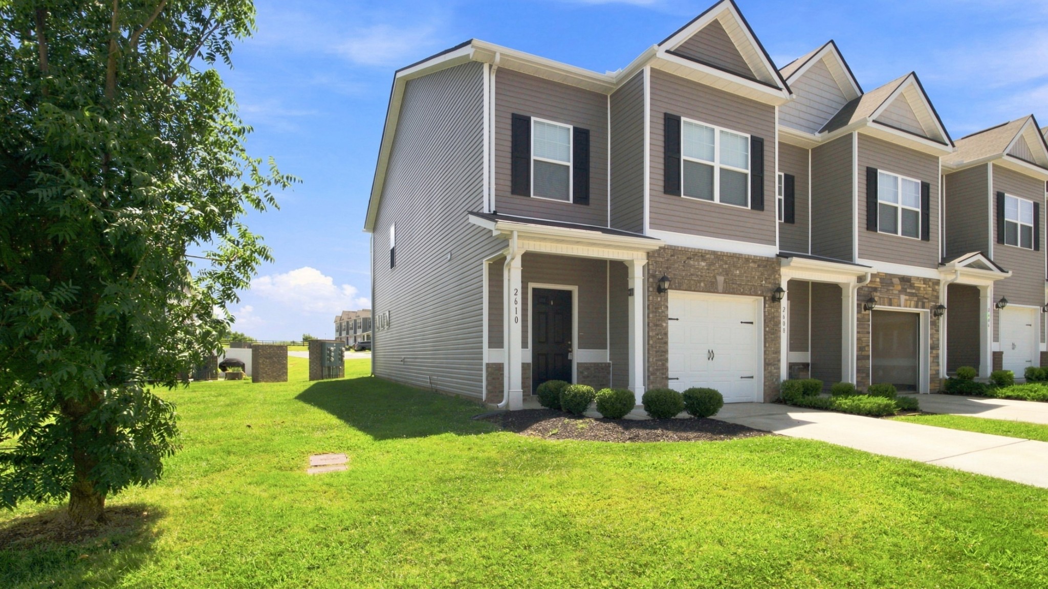 Townhouse for sale at 2610 Sherman Way, Columbia, TN 38401 | MLS# 3516449