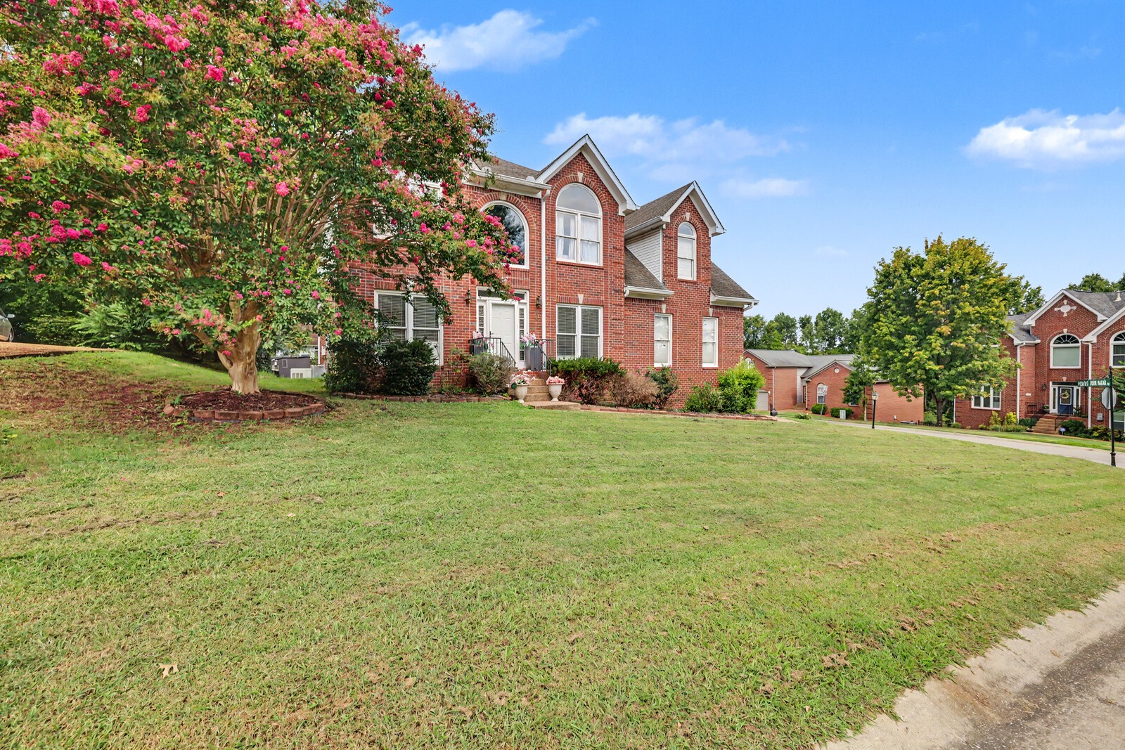 Photo 1 of Single family home for sale at 4936 John Hagar Rd, Hermitage, TN 37076 | MLS# 3540342 | Listing updated on 2026-10-24