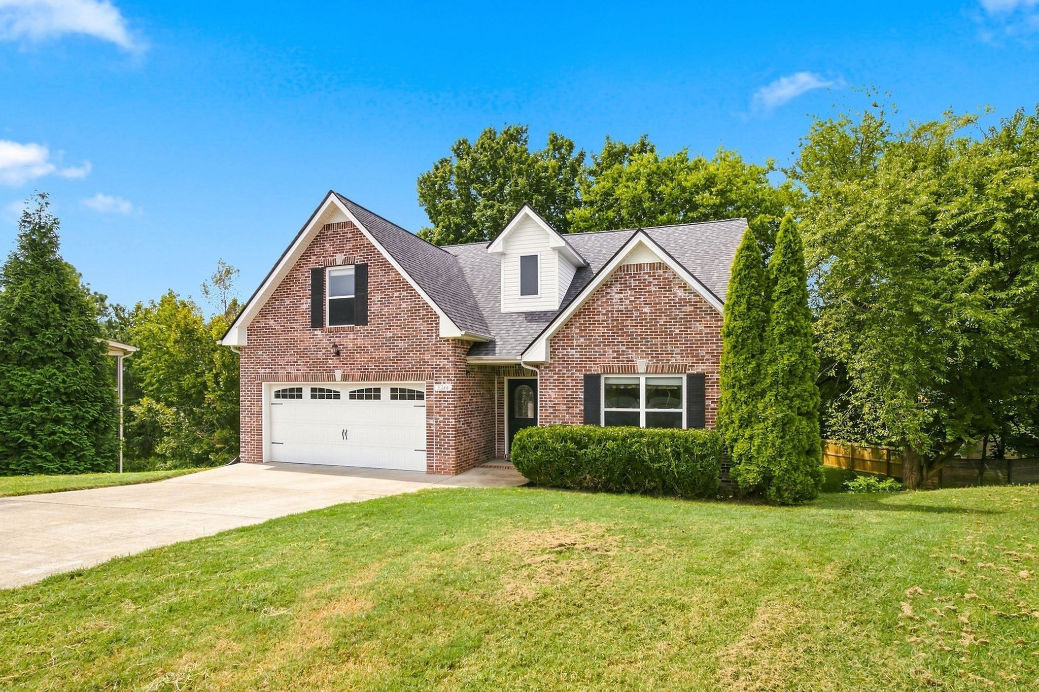 Photo 3 of Single family home for sale at 2244 Fairfax Dr, Clarksville, TN 37043 | MLS# 3531489 | Listing updated on 2026-09-21