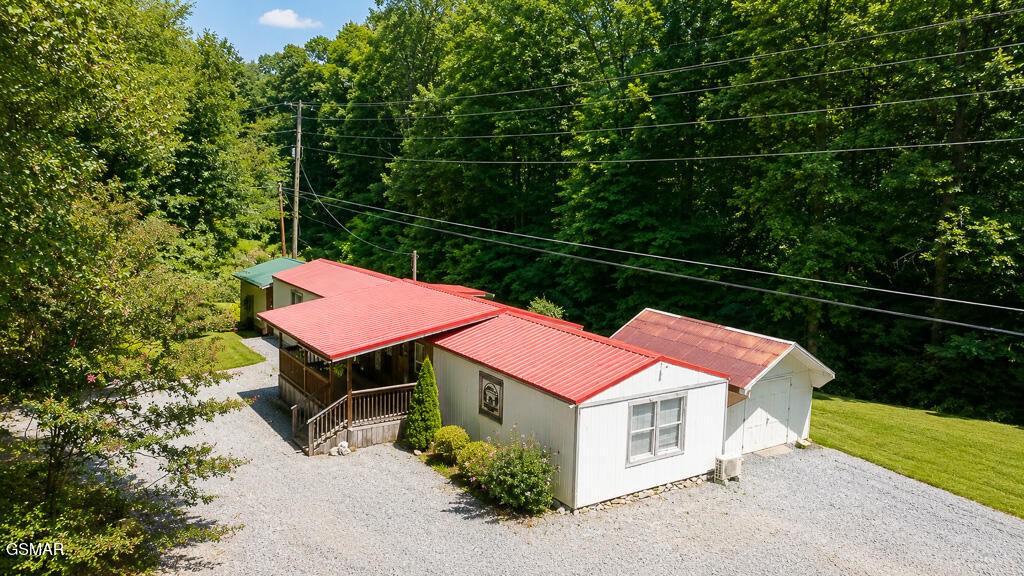 Photo 3 of Single family home for sale at 4129 Manis Hollow Road, Gatlinburg, TN 37738 | MLS# 3527561 | Listing updated on 2026-09-21