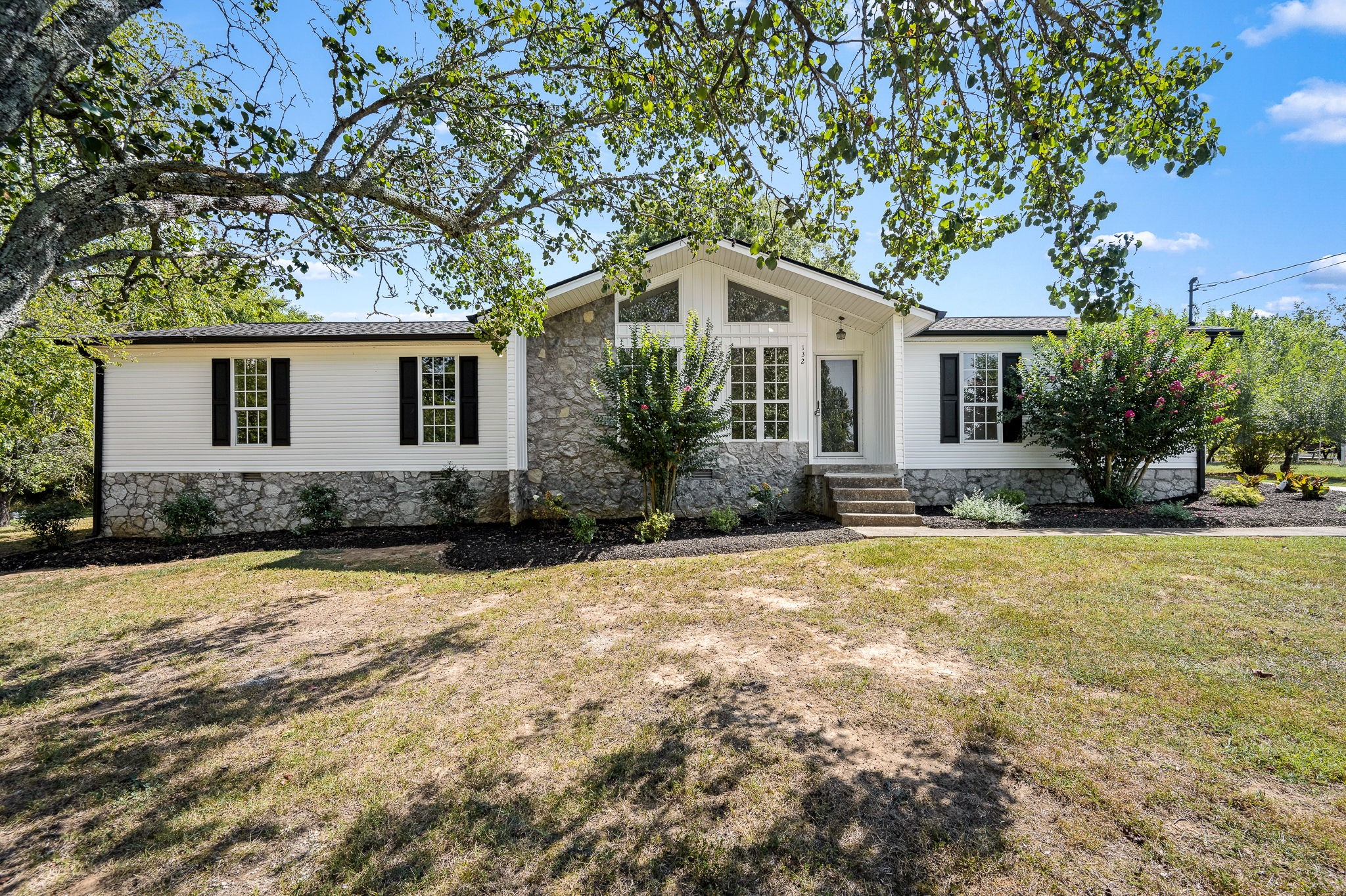 Photo 2 of Single family home for sale at 132 Keenan Ln, Shelbyville, TN 37160 | MLS# 3529864 | Listing updated on 2026-09-21