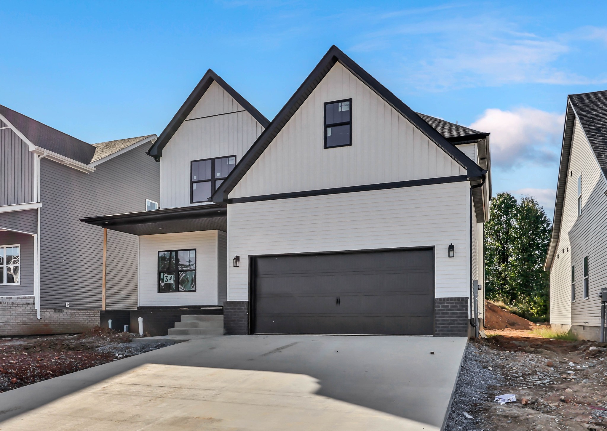 Photo 2 of Single family home for sale at 337 Wesson Dr, Clarksville, TN 37043 | MLS# 3531636 | Listing updated on 2026-10-23