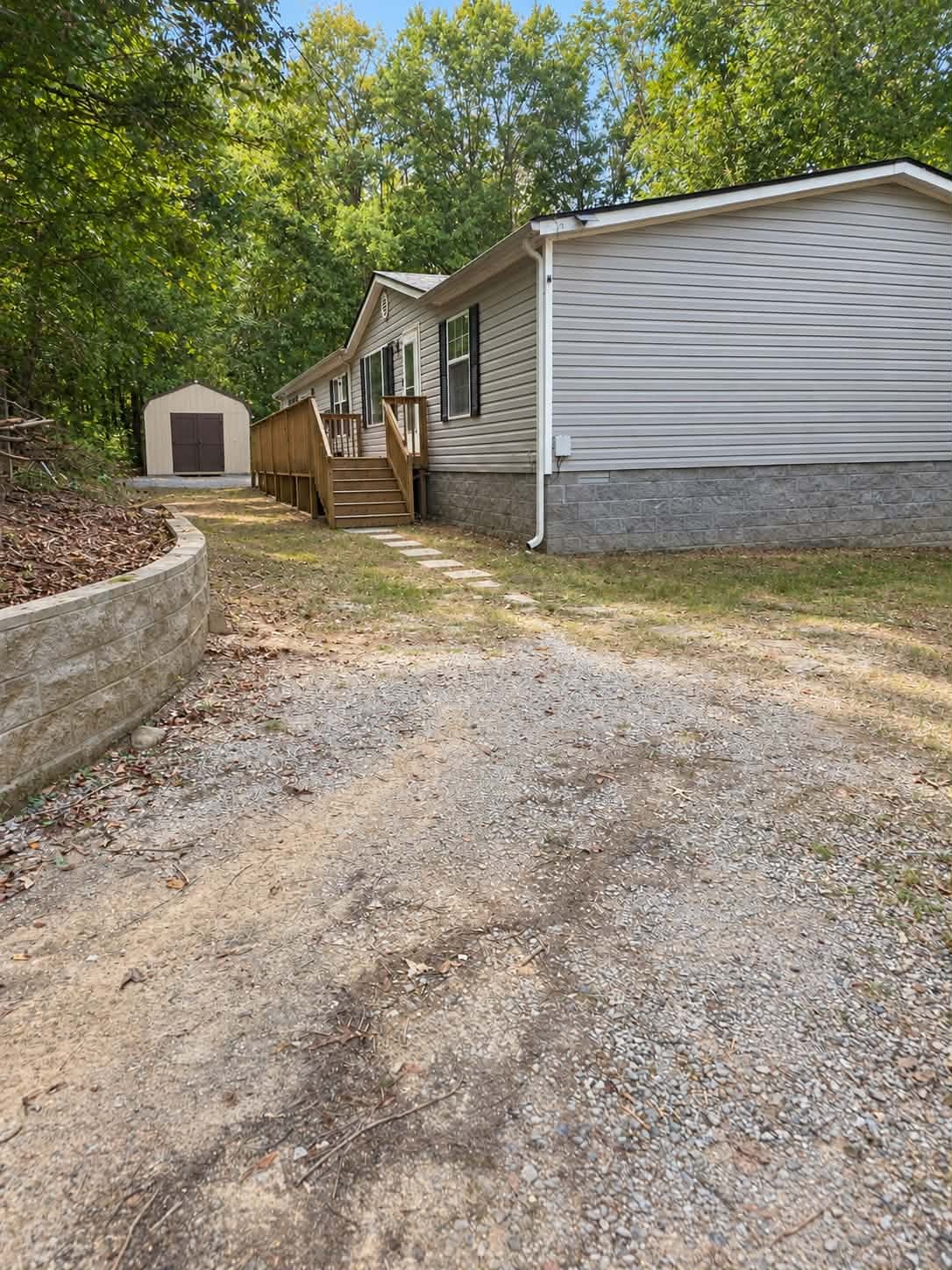 Photo 1 of Manufactured home for sale at 1185 Raney Hl Rd, Dickson, TN 37055 | MLS# 3544443 | Listing updated on 2026-09-21