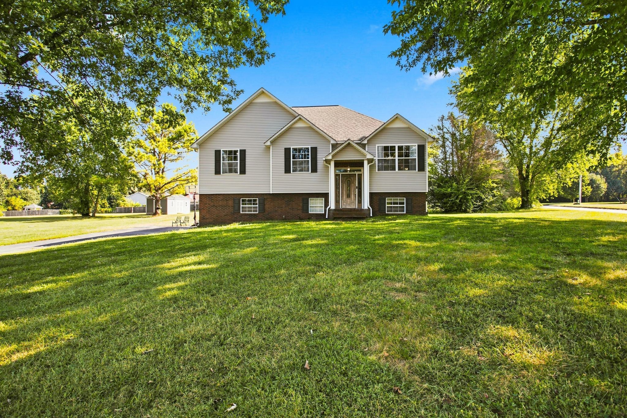 Single family home for sale at 2408 Lakeshore Dr, Spring Hill, TN 37174 | MLS# 3542430