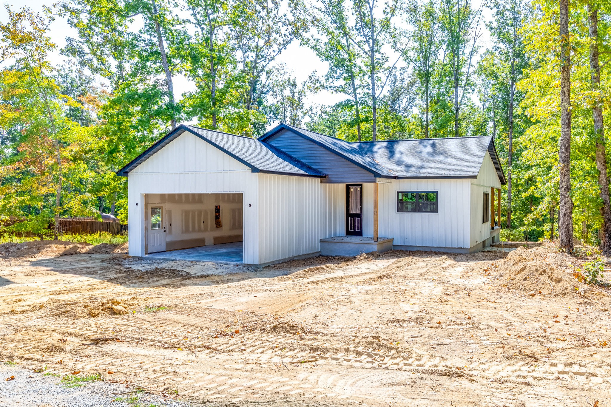 Photo 1 of Single family home for sale at 163 Countrywood Ln, Hohenwald, TN 38462 | MLS# 3592839 | Listing updated on 2026-09-21