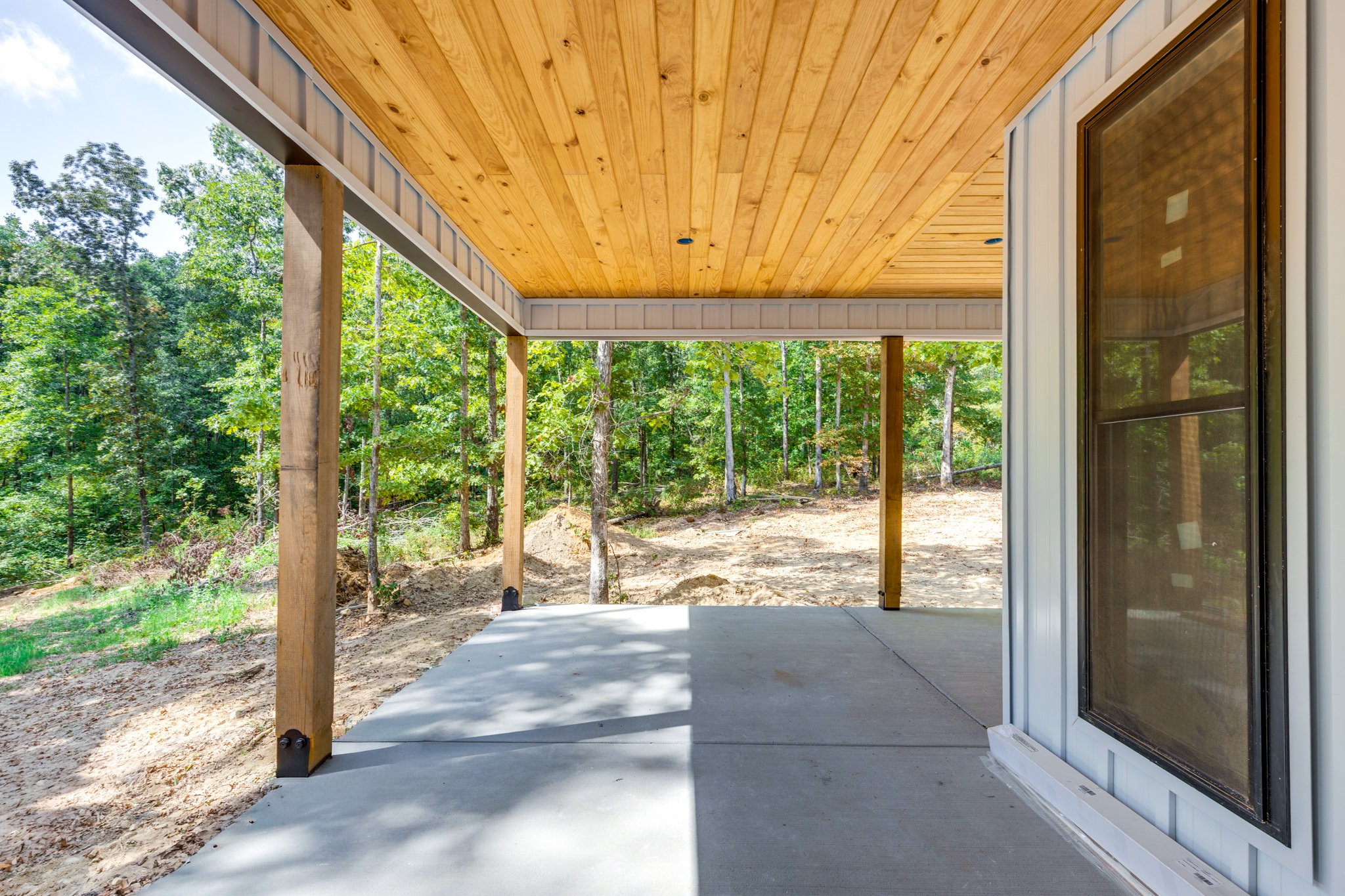 Photo 4 of Single family home for sale at 163 Countrywood Ln, Hohenwald, TN 38462 | MLS# 3592839 | Listing updated on 2026-09-21
