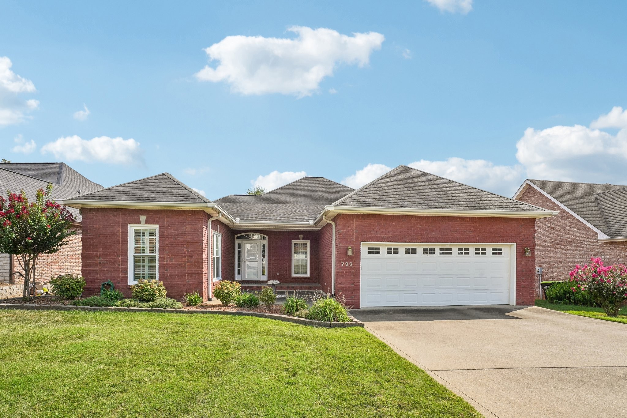 Single family home for sale at 722 Courtland Ave, Clarksville, TN 37043 | MLS# 3546251