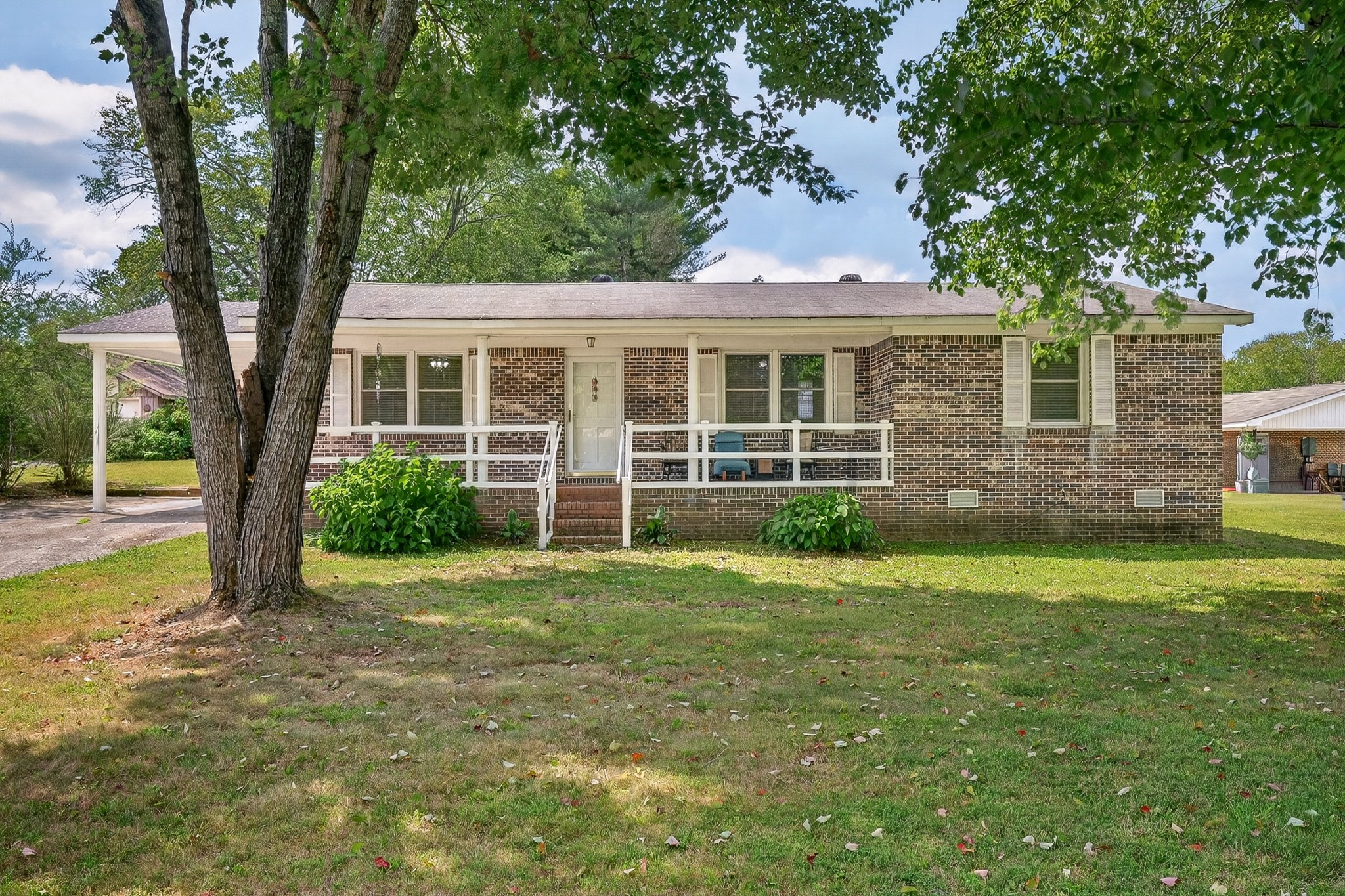 Photo 1 of Single family home for sale at 304 Highland Dr, Tullahoma, TN 37388 | MLS# 3546663 | Listing updated on 2026-09-21