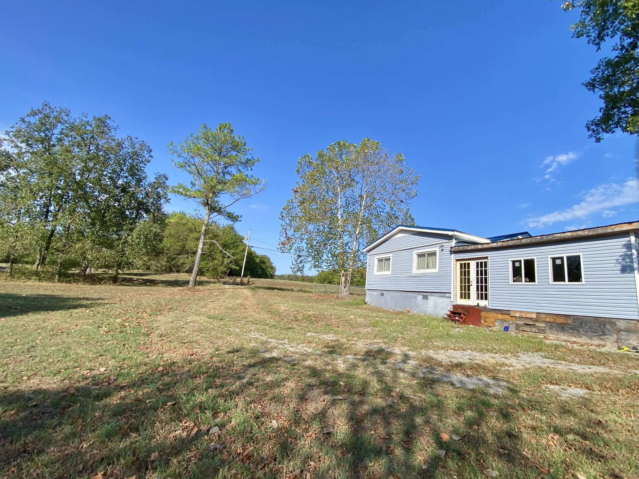 Photo 3 of Manufactured home for sale at 611 Burns Rd, Shelbyville, TN 37160 | MLS# 3592503 | Listing updated on 2026-09-21