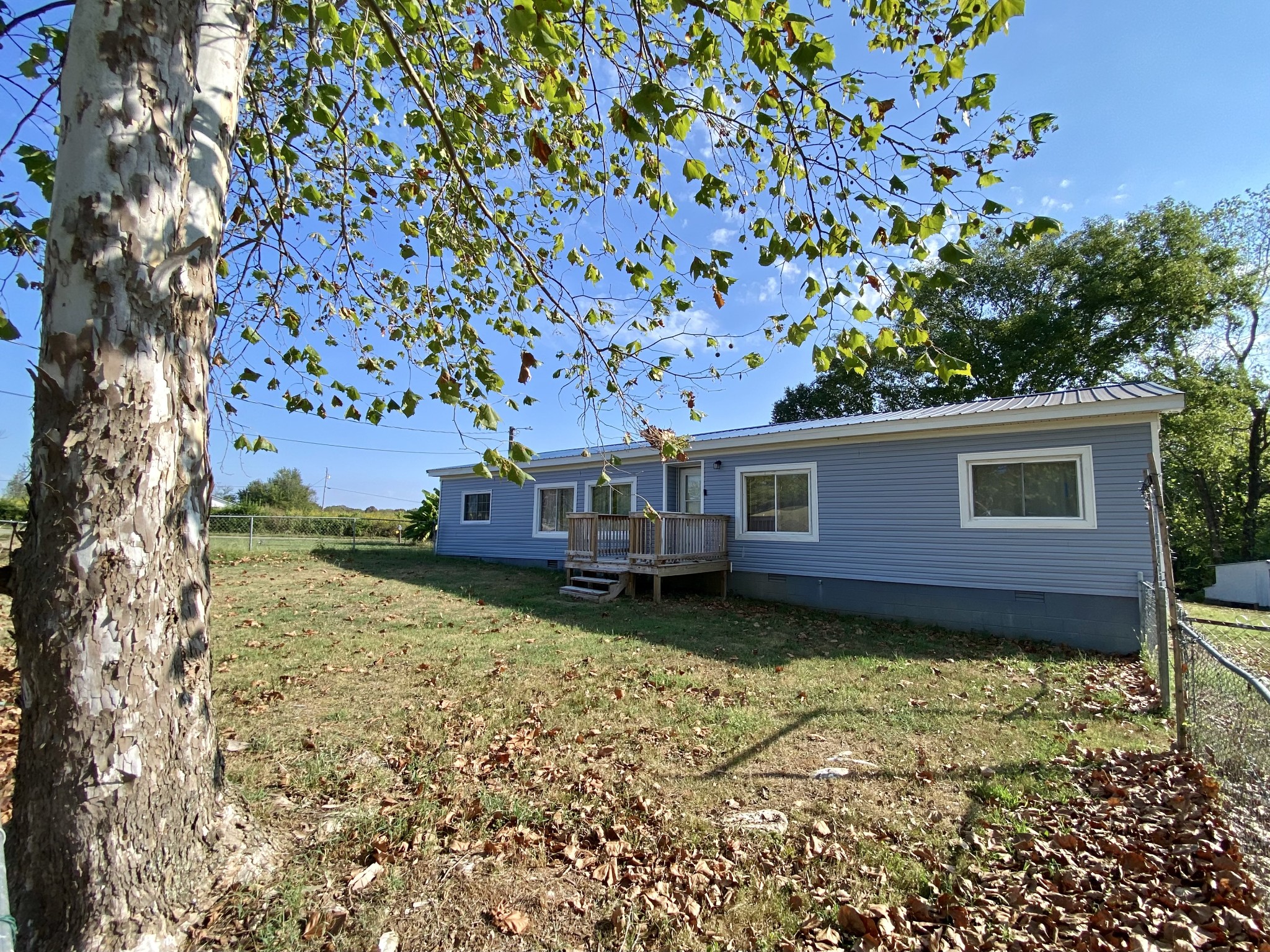 Photo 2 of Manufactured home for sale at 611 Burns Rd, Shelbyville, TN 37160 | MLS# 3592503 | Listing updated on 2026-09-21
