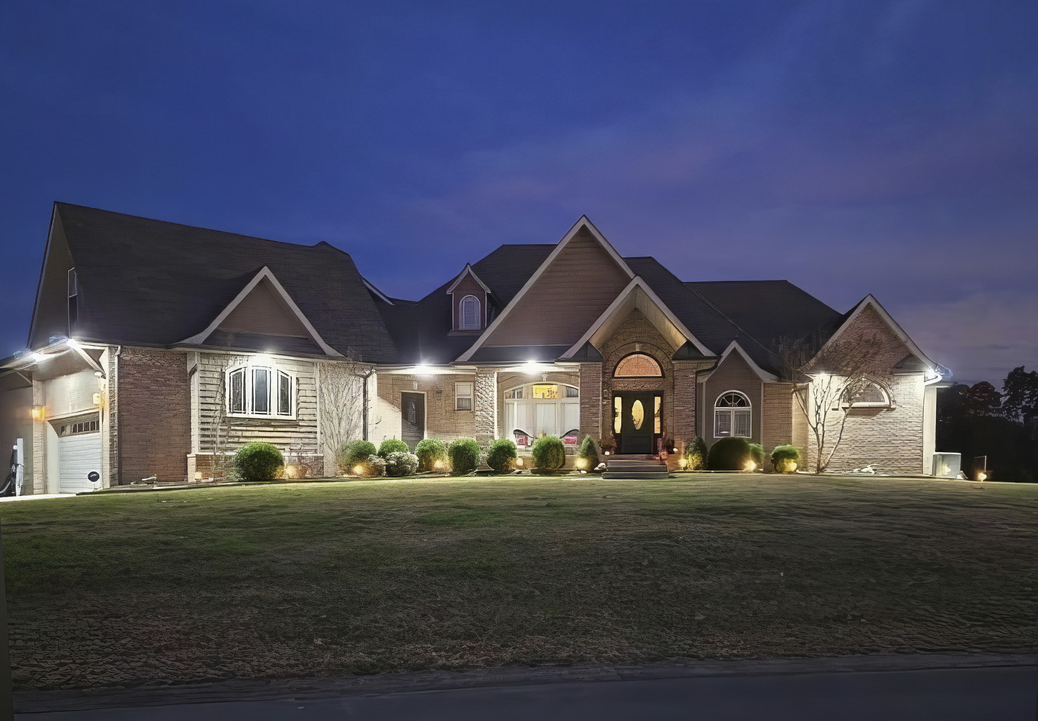 Photo 1 of Single family home for sale at 816 Yorkbar Ct, Clarksville, TN 37043 | MLS# 3596598 | Listing updated on 2026-09-21