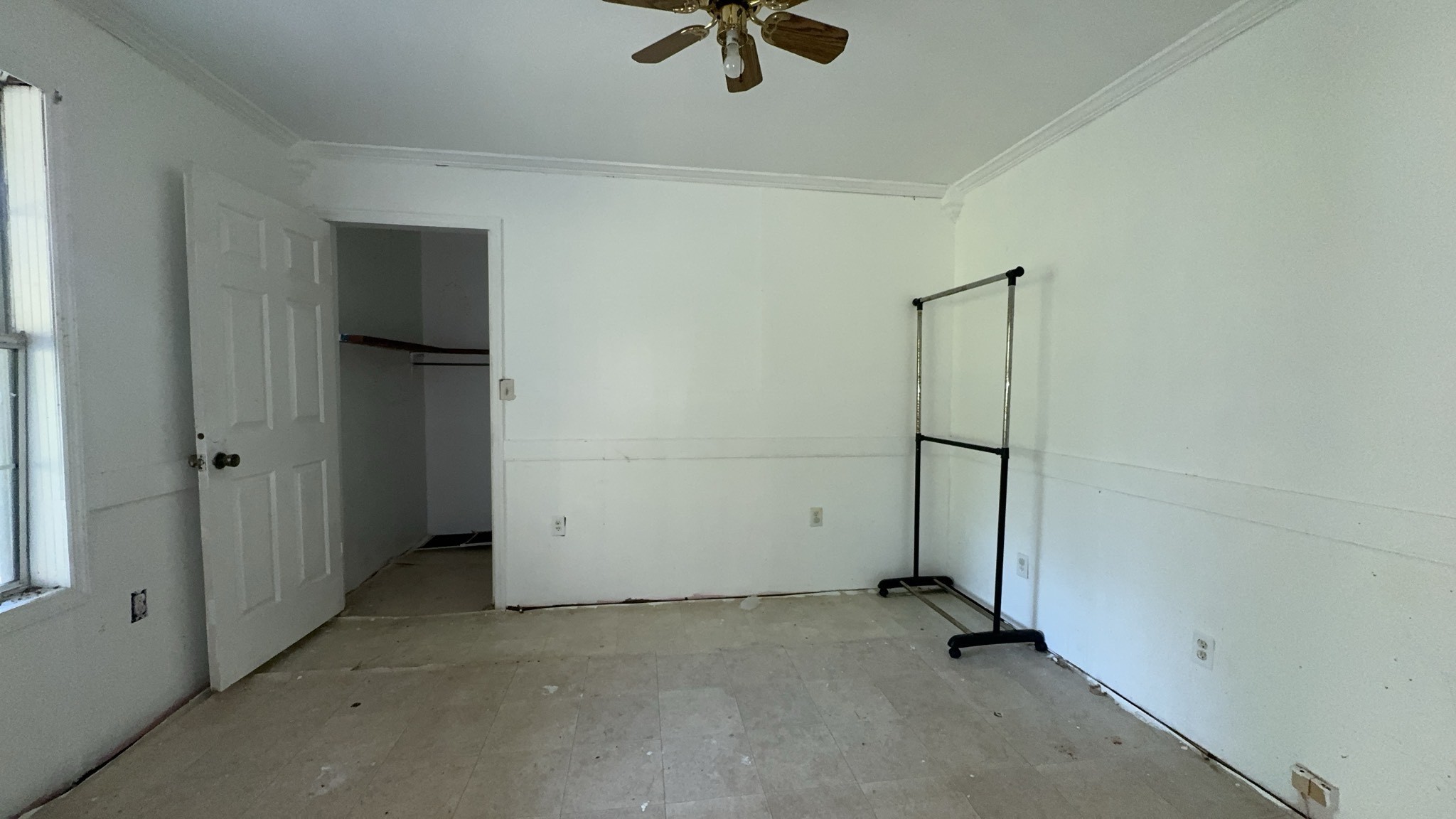 Photo 2 of Single family home for sale at 1694 Poplar Dr, Crossville, TN 38571 | MLS# 3594196 | Listing updated on 2026-09-21