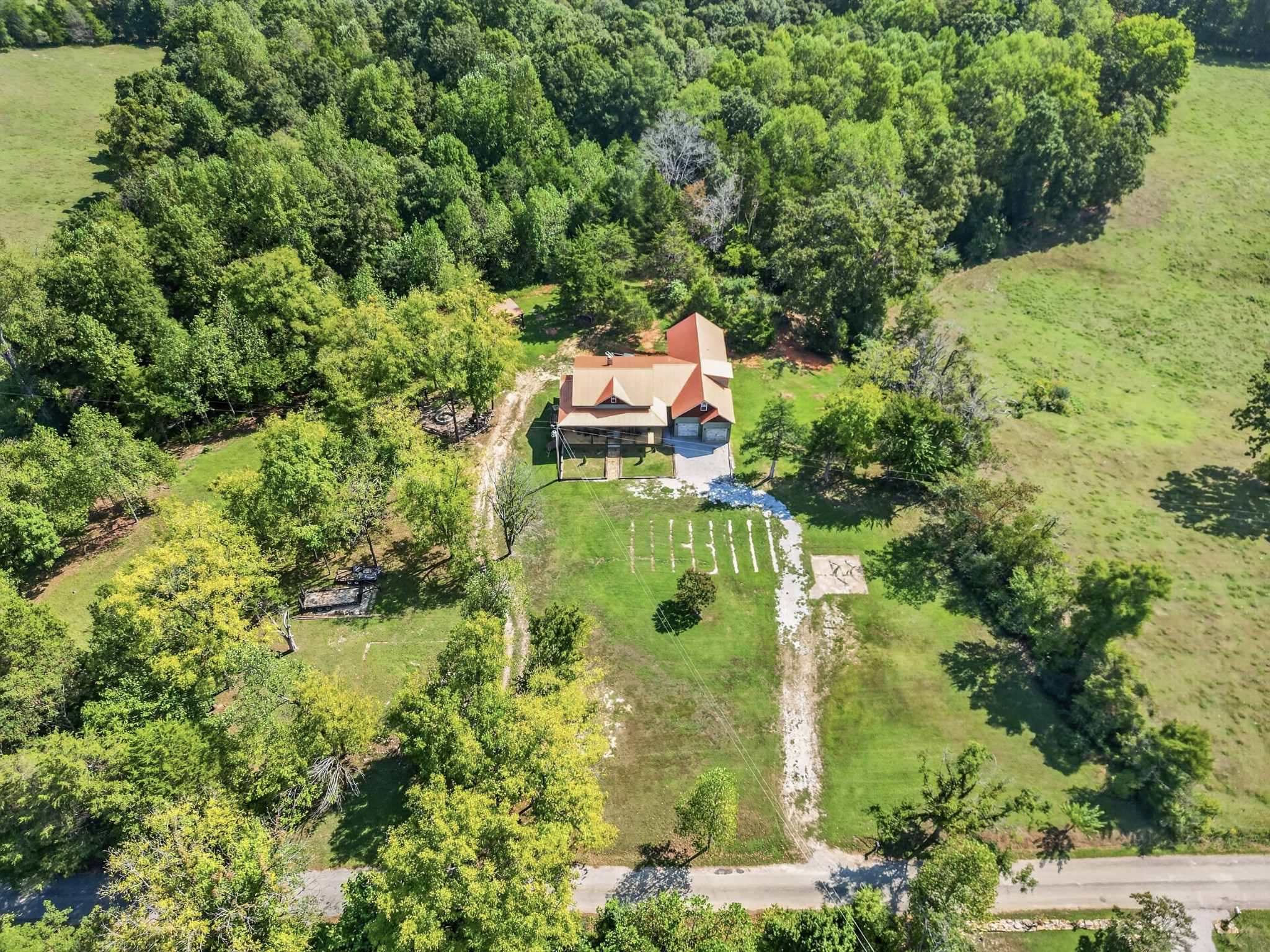 Photo 1 of Single family home for sale at 7240 Hook Ridge Rd, Monroe, TN 38573 | MLS# 3594588 | Listing updated on 2026-09-21