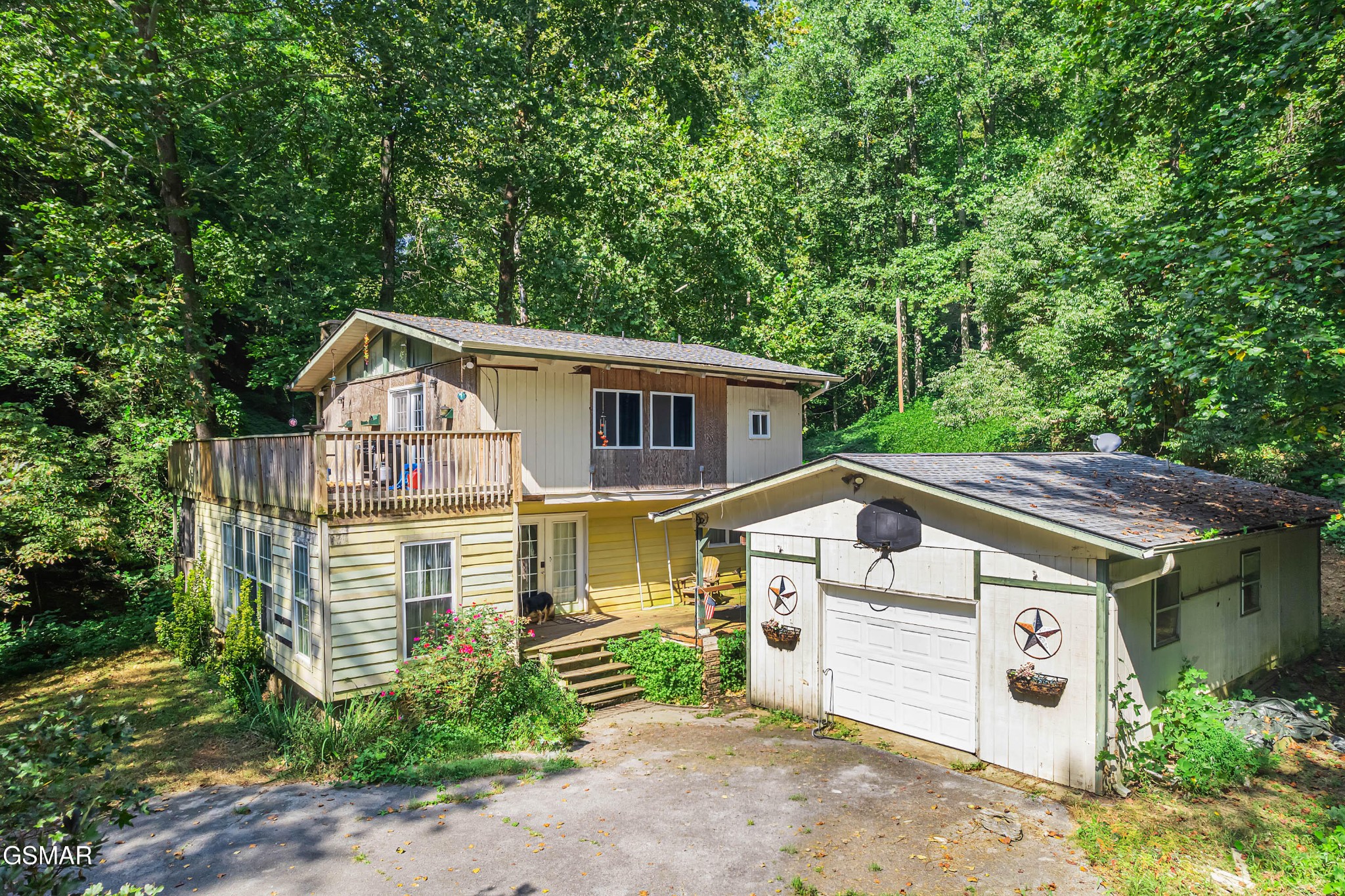 Photo 1 of Single family home for sale at 3176 N Clear Frk Rd, Sevierville, TN 37862 | MLS# 3595574 | Listing updated on 2026-09-24