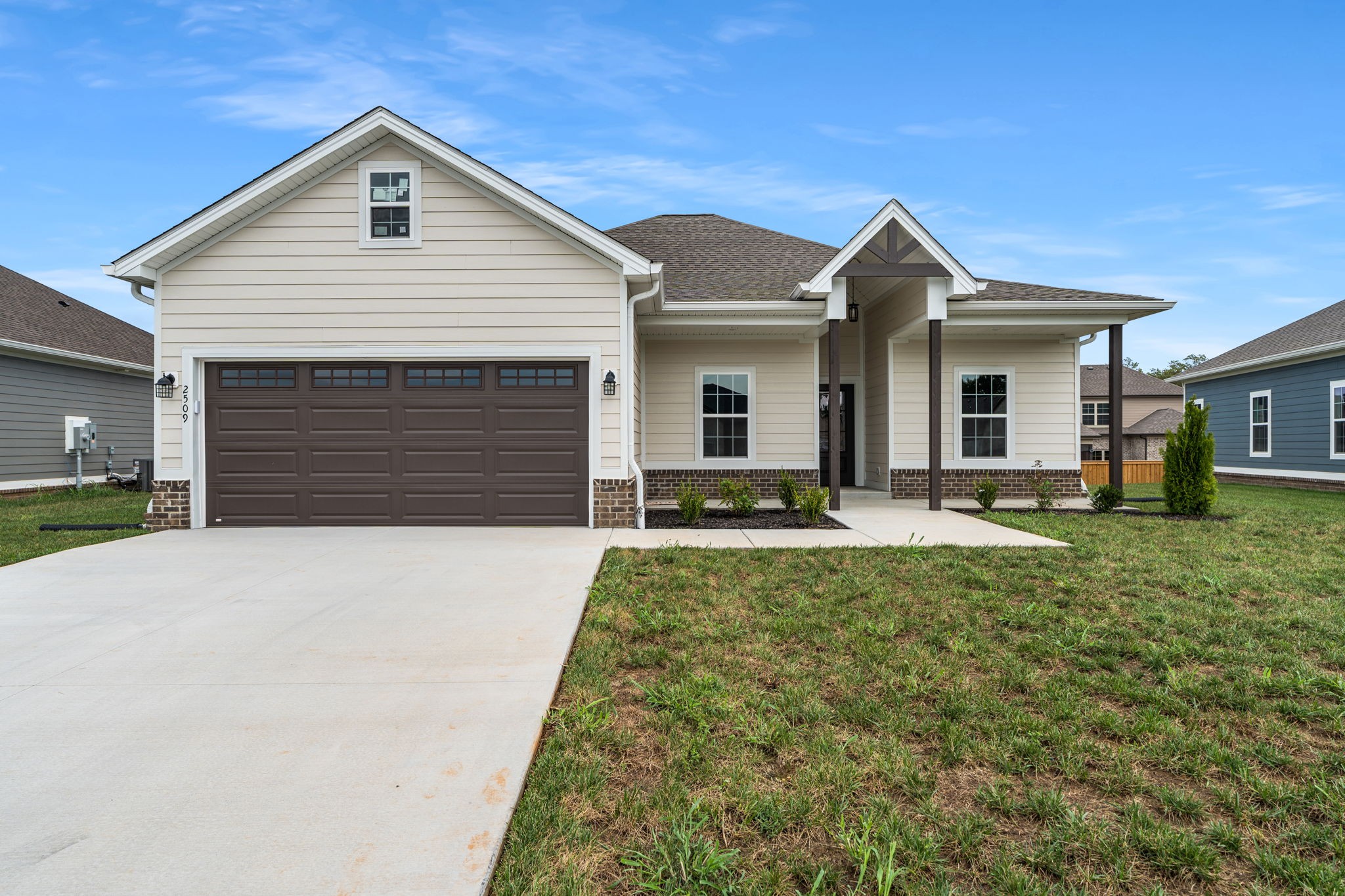 Photo 1 of Single family home for sale at 2509 Topeka Rd, Bowling Green, KY 42103 | MLS# 3596893 | Listing updated on 2026-09-21