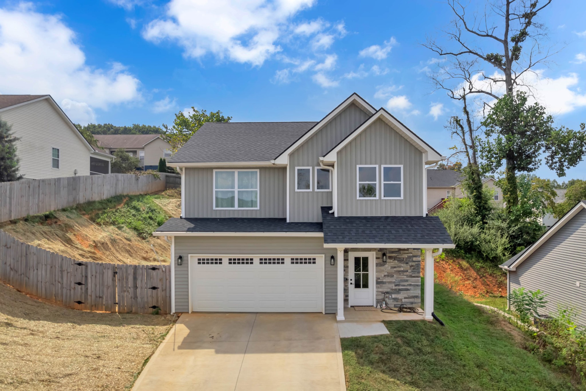 Photo 2 of Single family home for sale at 3963 Mountain Vista Rd, Knoxville, TN 37931 | MLS# 3596961 | Listing updated on 2026-09-21