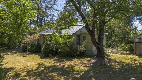 Single family home for sale at 136 Dills Ln, Old Fort, TN 37362 | MLS# 3626322