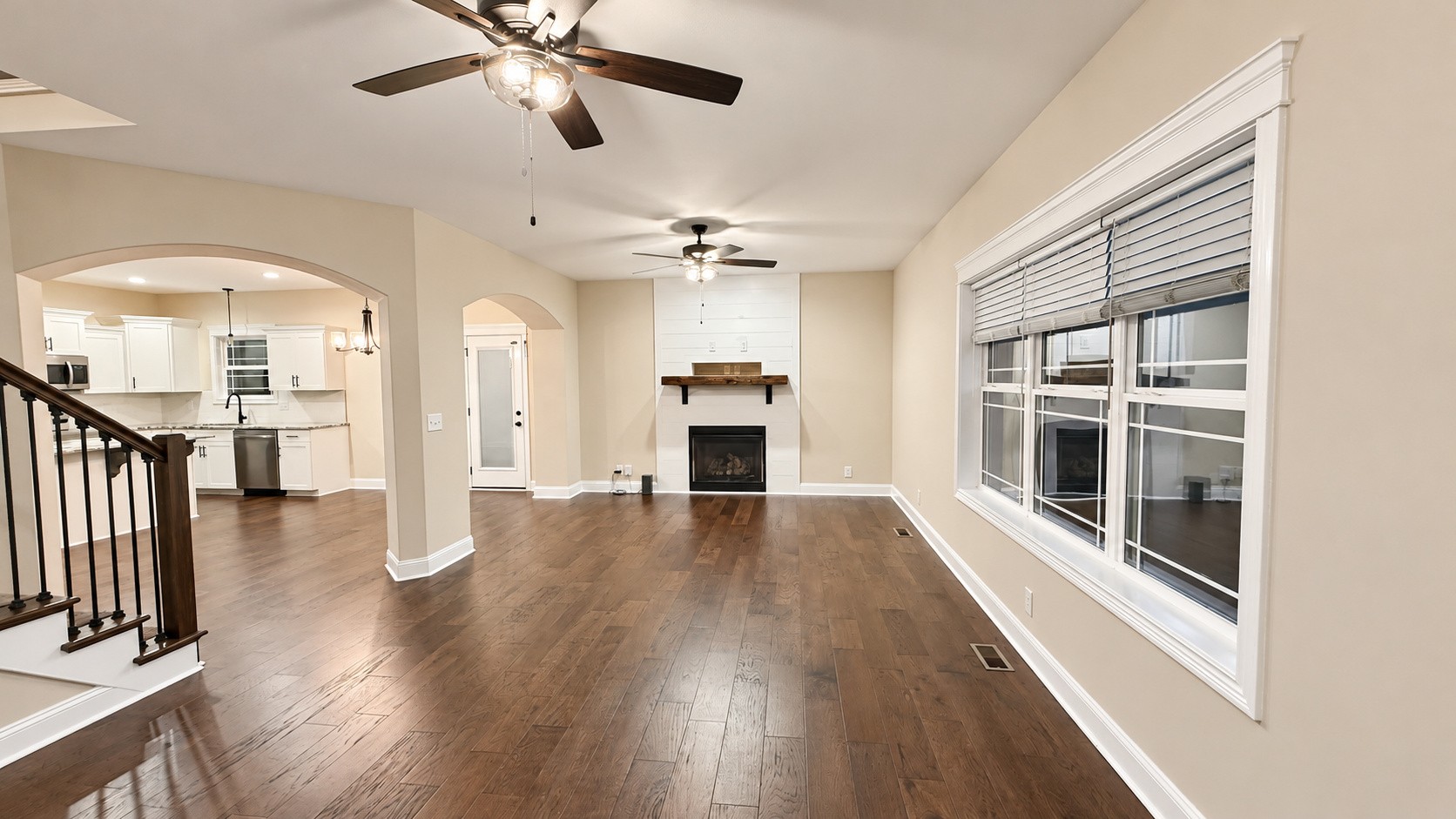 Photo 4 of Single family home for sale at 2331 Davidson Graveyard Rd, Clarksville, TN 37043 | MLS# 3598182 | Listing updated on 2026-10-24