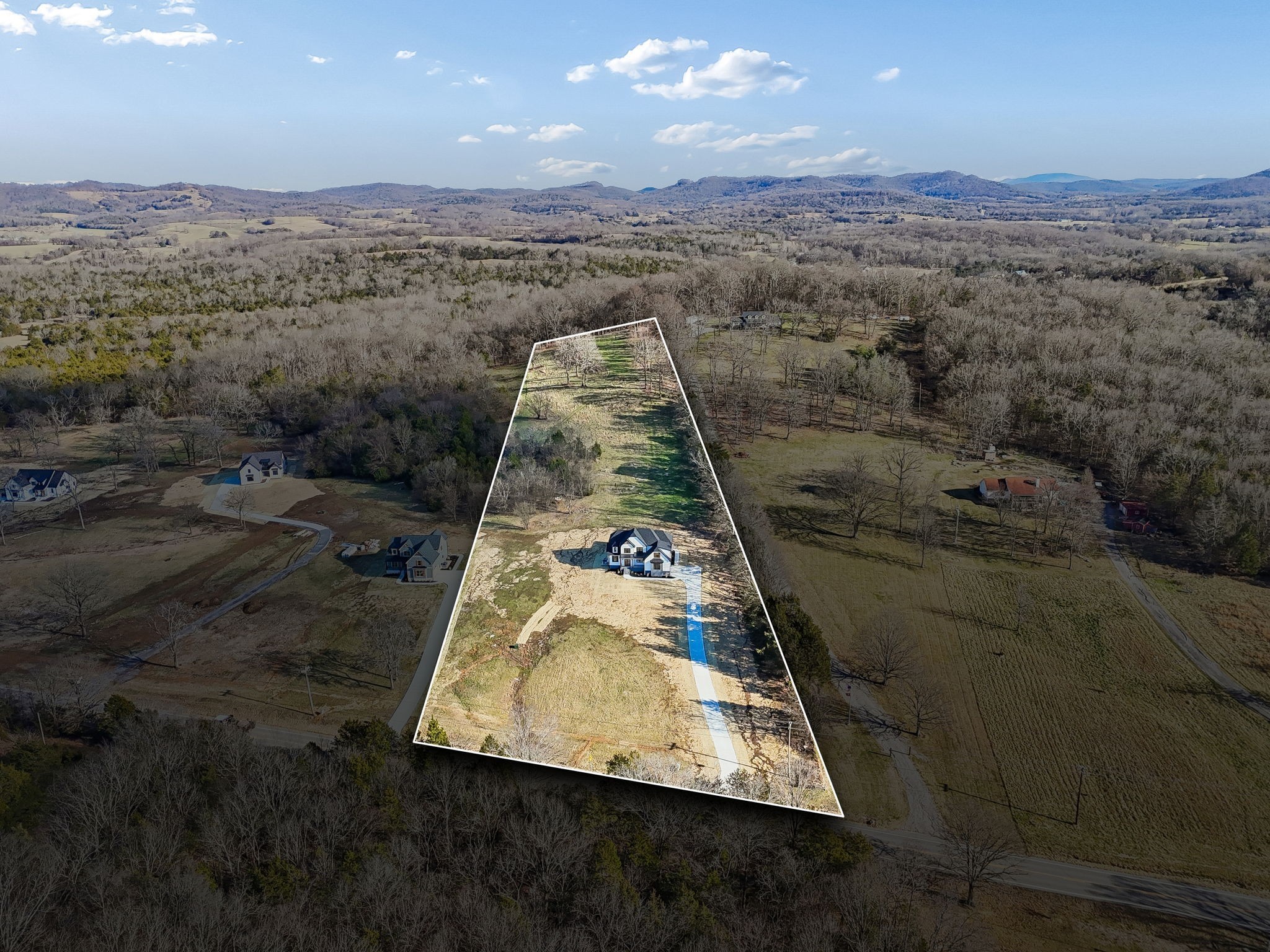 Photo 3 of Single family home for sale at 13821 Cainsville Rd, Lebanon, TN 37090 | MLS# 3598502 | Listing updated on 2026-09-24