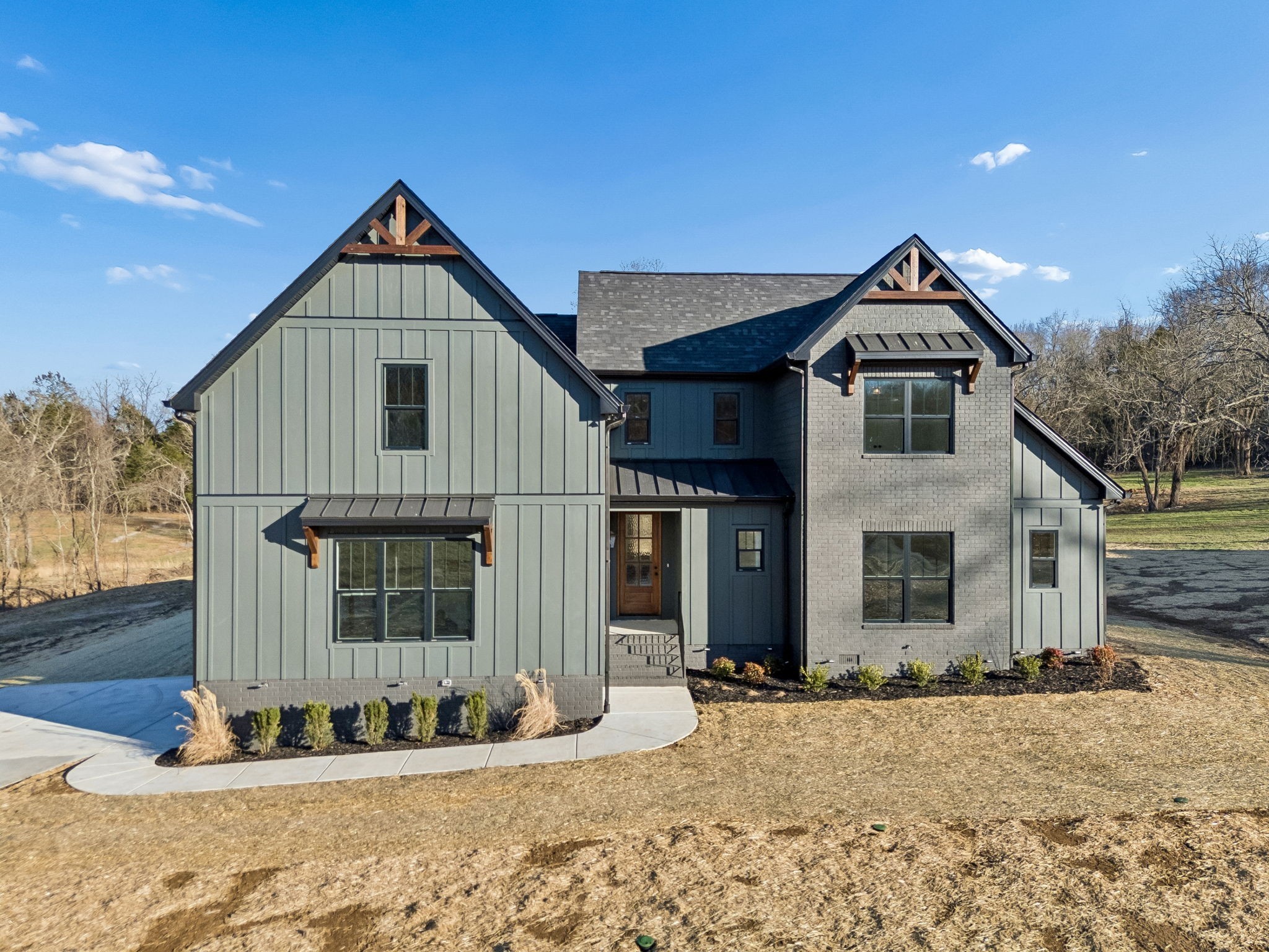Photo 2 of Single family home for sale at 13645 Cainsville Rd, Lebanon, TN 37090 | MLS# 3598504 | Listing updated on 2026-09-24