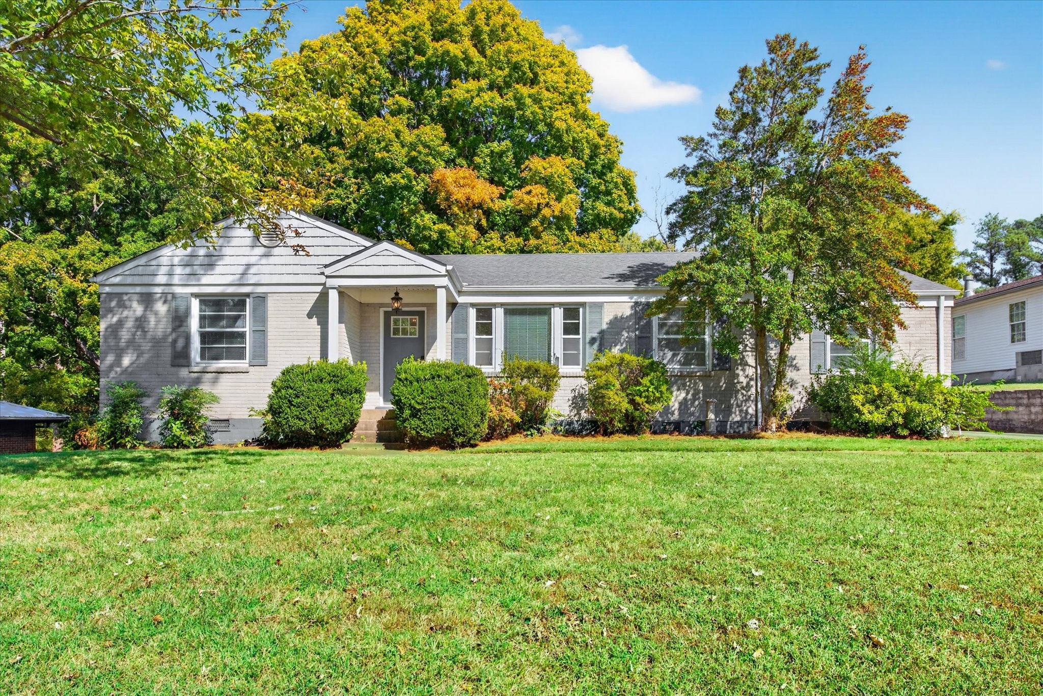 Photo 1 of Single family home for sale at 1662 Valley Rd, Clarksville, TN 37043 | MLS# 3603601 | Listing updated on 2026-10-24
