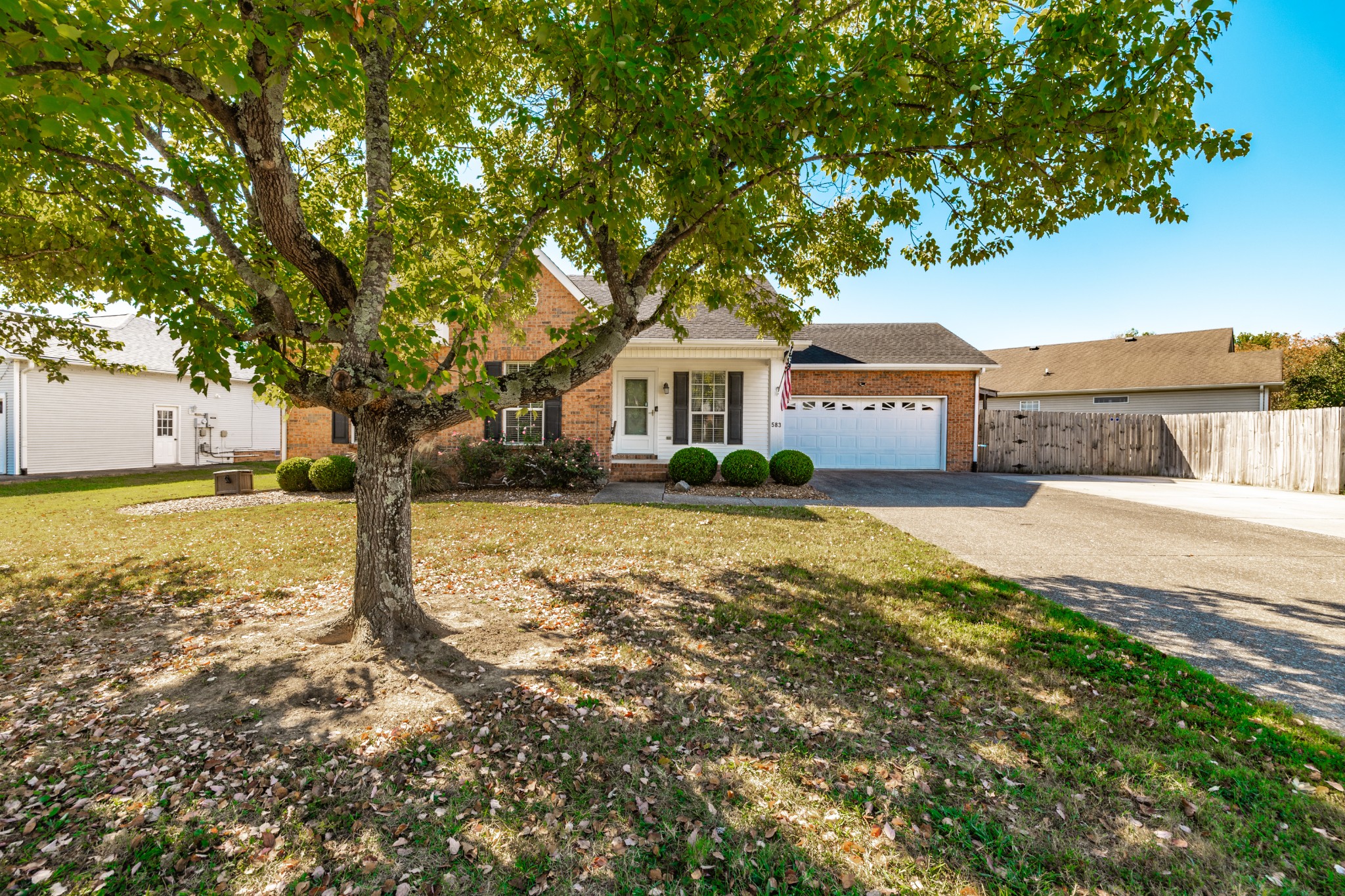 Photo 1 of Single family home for sale at 583 Cottonwood Dr, Gallatin, TN 37066 | MLS# 3603476 | Listing updated on 2026-10-07