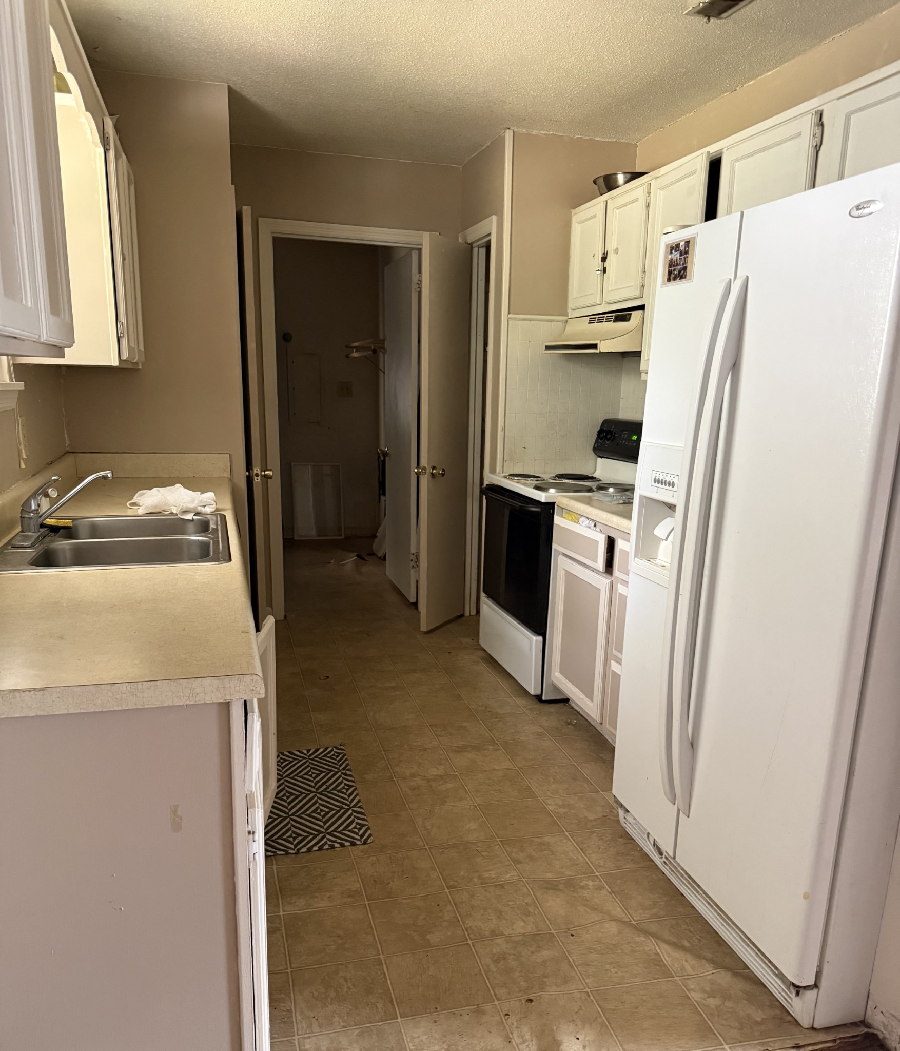 Photo 4 of Single family home for sale at 535 Roselawn Dr, Clarksville, TN 37042 | MLS# 3613216 | Listing updated on 2026-10-08