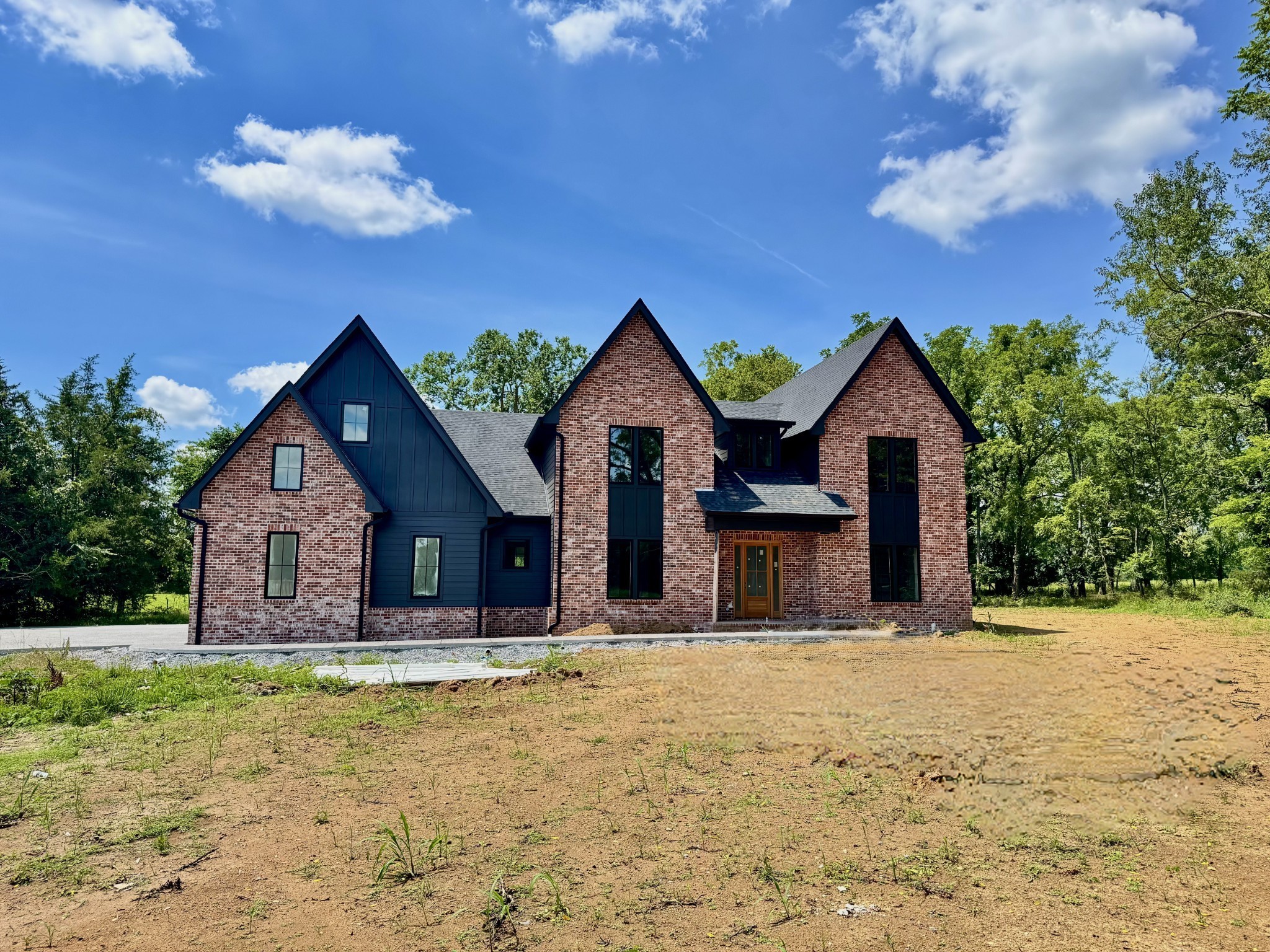Photo 1 of Single family home for sale at 425 Burgess Rd, Mount Juliet, TN 37122 | MLS# 3620778 | Listing updated on 2026-10-15
