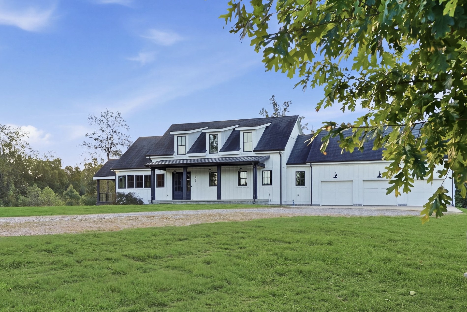 Photo 2 of Single family home for sale at 1831 Sugar Ridge Rd, Spring Hill, TN 37174 | MLS# 3621898 | Listing updated on 2026-10-24