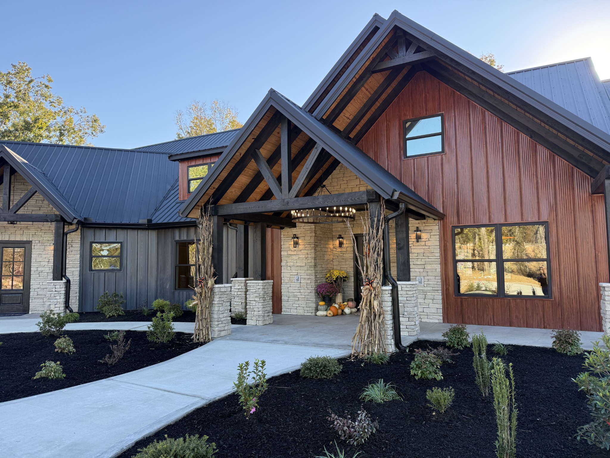 Photo 2 of Single family home for sale at 2455 Highway 438, Centerville, TN 37033 | MLS# 3623667 | Listing updated on 2026-10-25