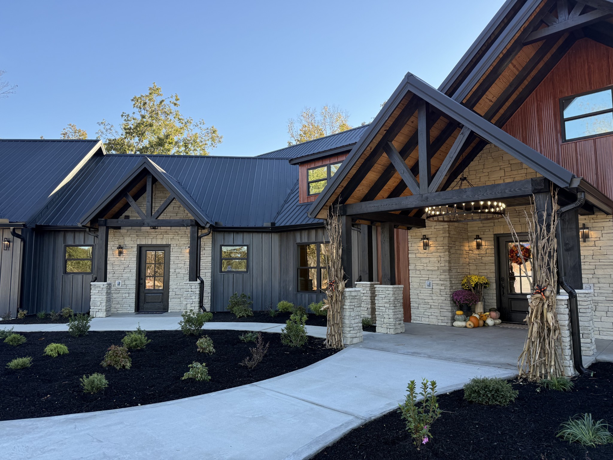 Photo 3 of Single family home for sale at 2455 Highway 438, Centerville, TN 37033 | MLS# 3623667 | Listing updated on 2026-10-25