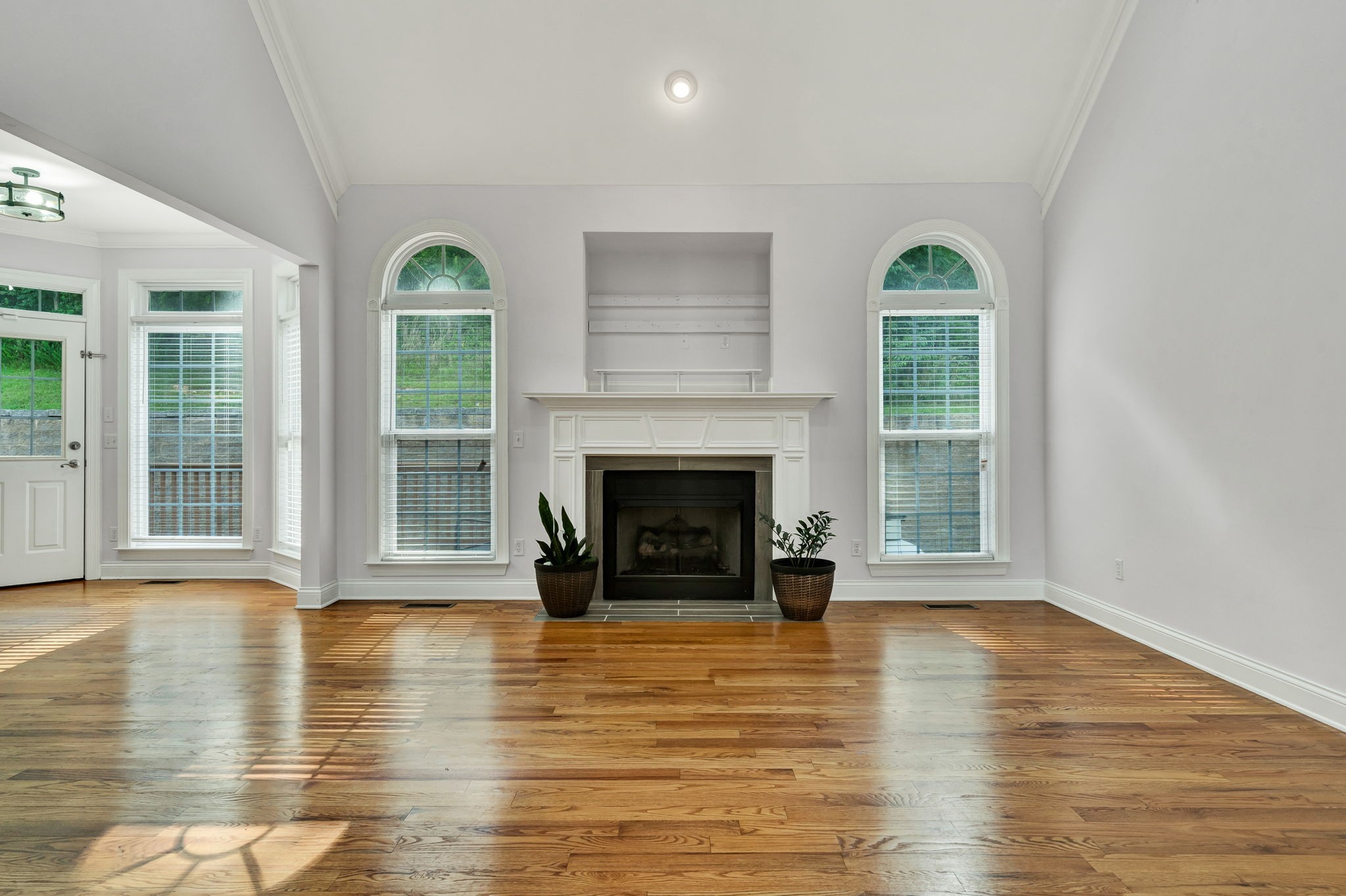 Photo 3 of Single family home for sale at 7321 Majestic Hl Dr, Chattanooga, TN 37421 | MLS# 3626404 | Listing updated on 2026-10-24