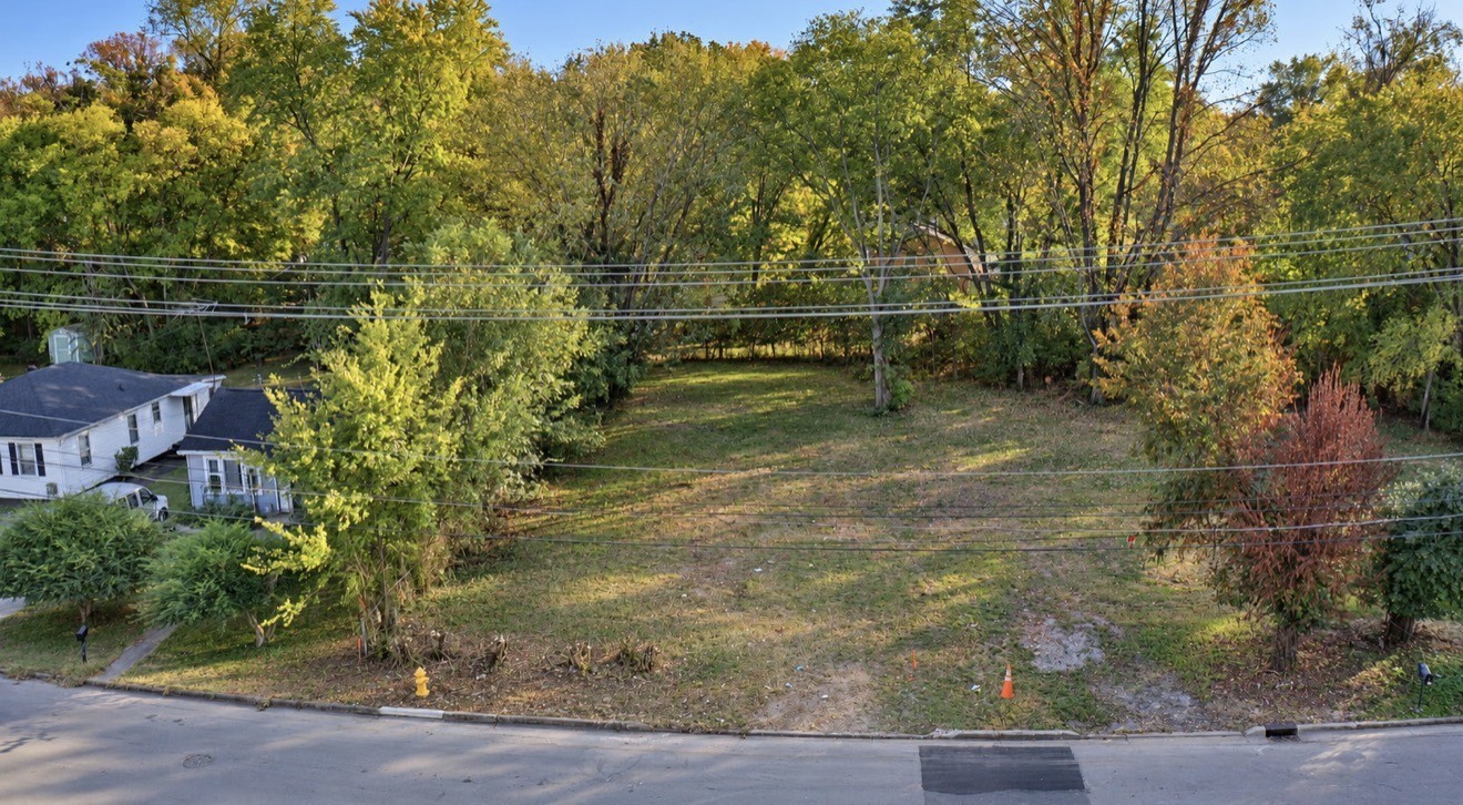 Photo 2 of Land for sale at 1224 Cedar St, Clarksville, TN 37040 | MLS# 3626283 | Listing updated on 2026-10-24