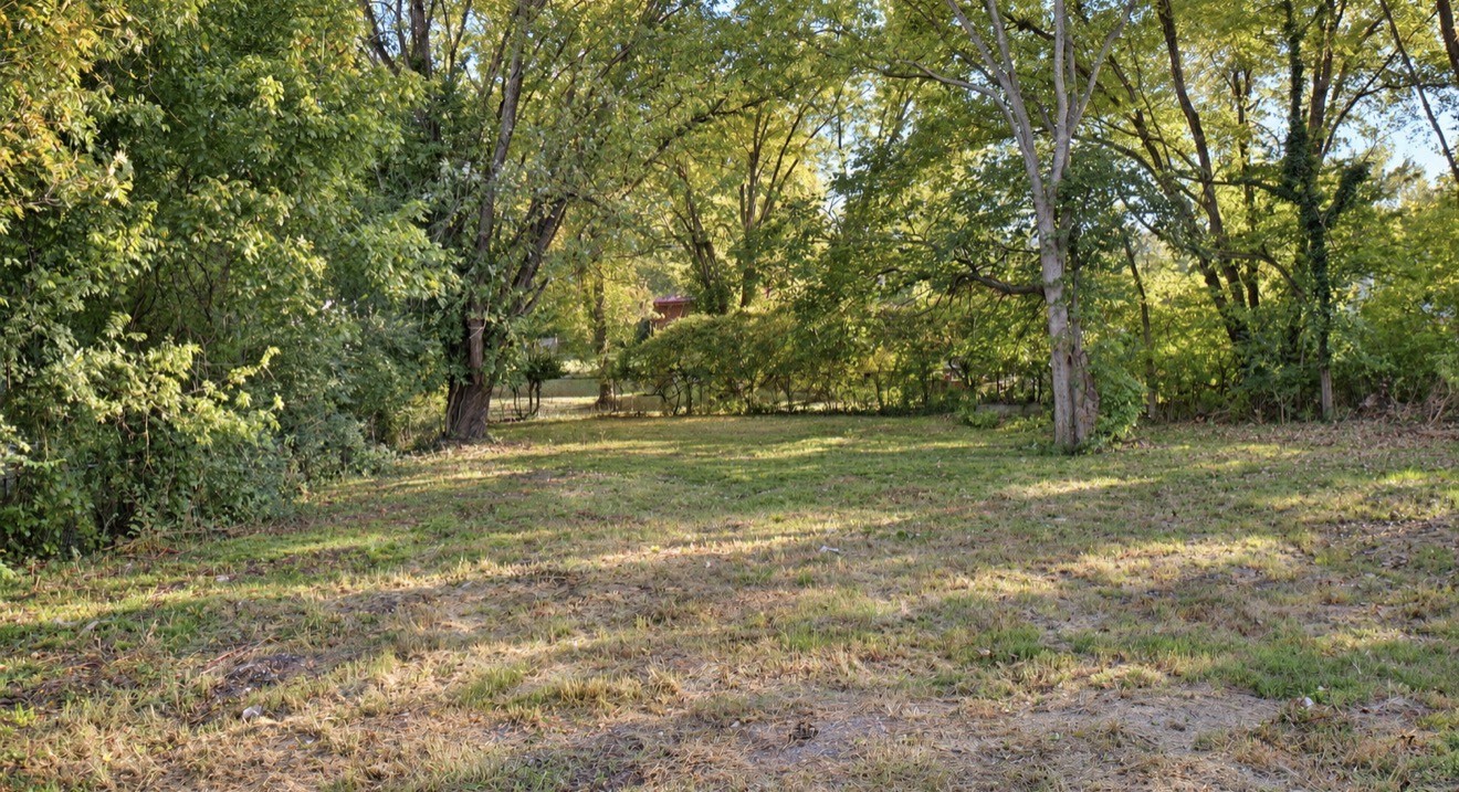 Photo 3 of Land for sale at 1224 Cedar St, Clarksville, TN 37040 | MLS# 3626283 | Listing updated on 2026-10-24