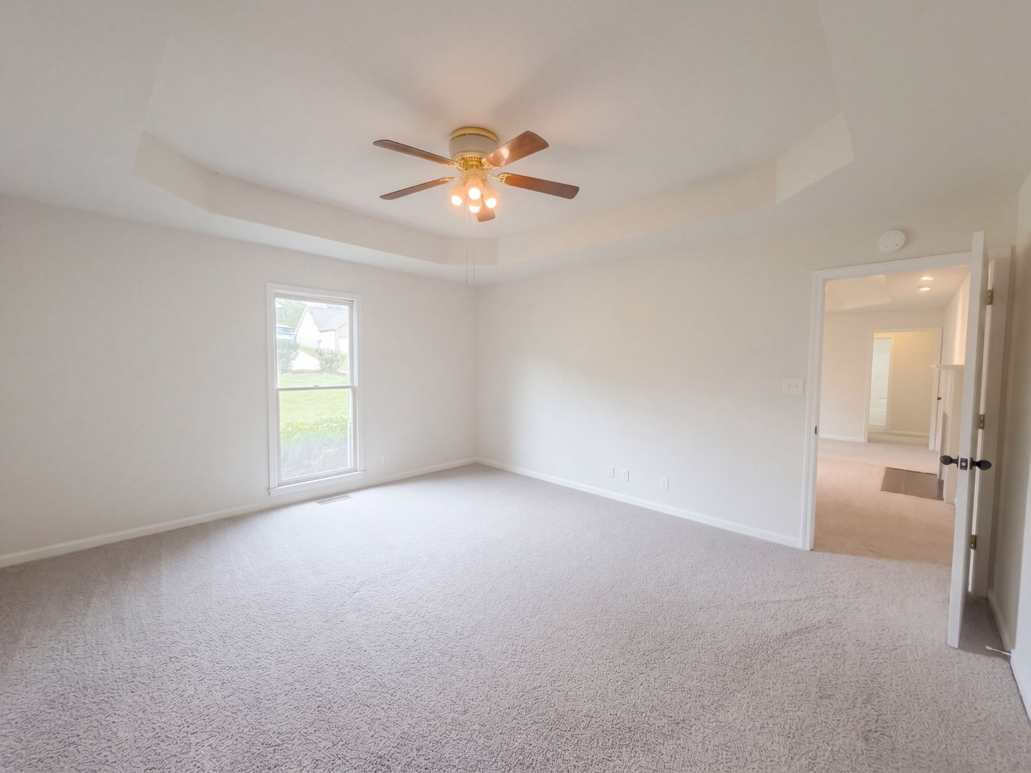 Photo 3 of Single family home for sale at 1201 Verkler Dr, Clarksville, TN 37042 | MLS# 3624547 | Listing updated on 2026-10-23