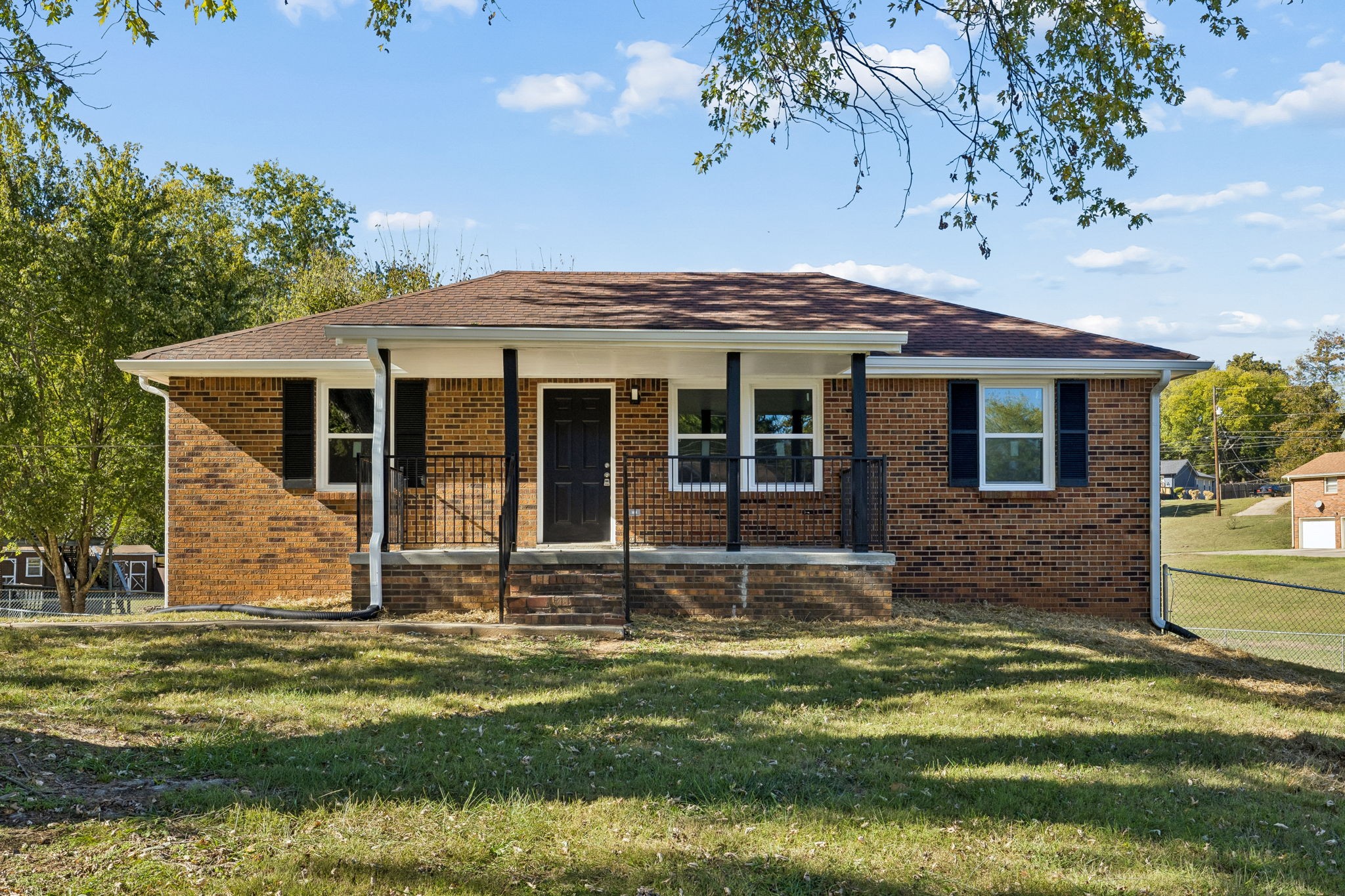 Photo 1 of Single family home for sale at 239 Raintree Dr, Clarksville, TN 37042 | MLS# 3626264 | Listing updated on 2026-10-23