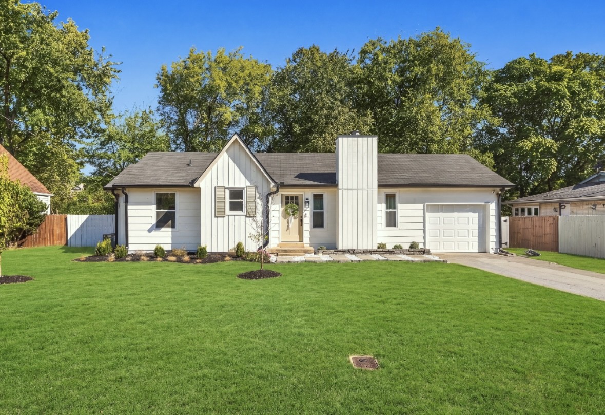 Photo 2 of Single family home for sale at 119 Alexander Dr, Franklin, TN 37064 | MLS# 3626406 | Listing updated on 2026-10-25