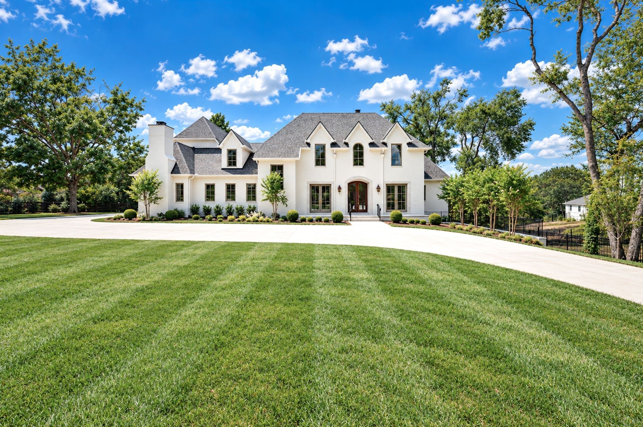 Photo 1 of Single family home for sale at 3605 Knollwood Rd, Nashville, TN 37215 | MLS# 3626515 | Listing updated on 2026-10-24