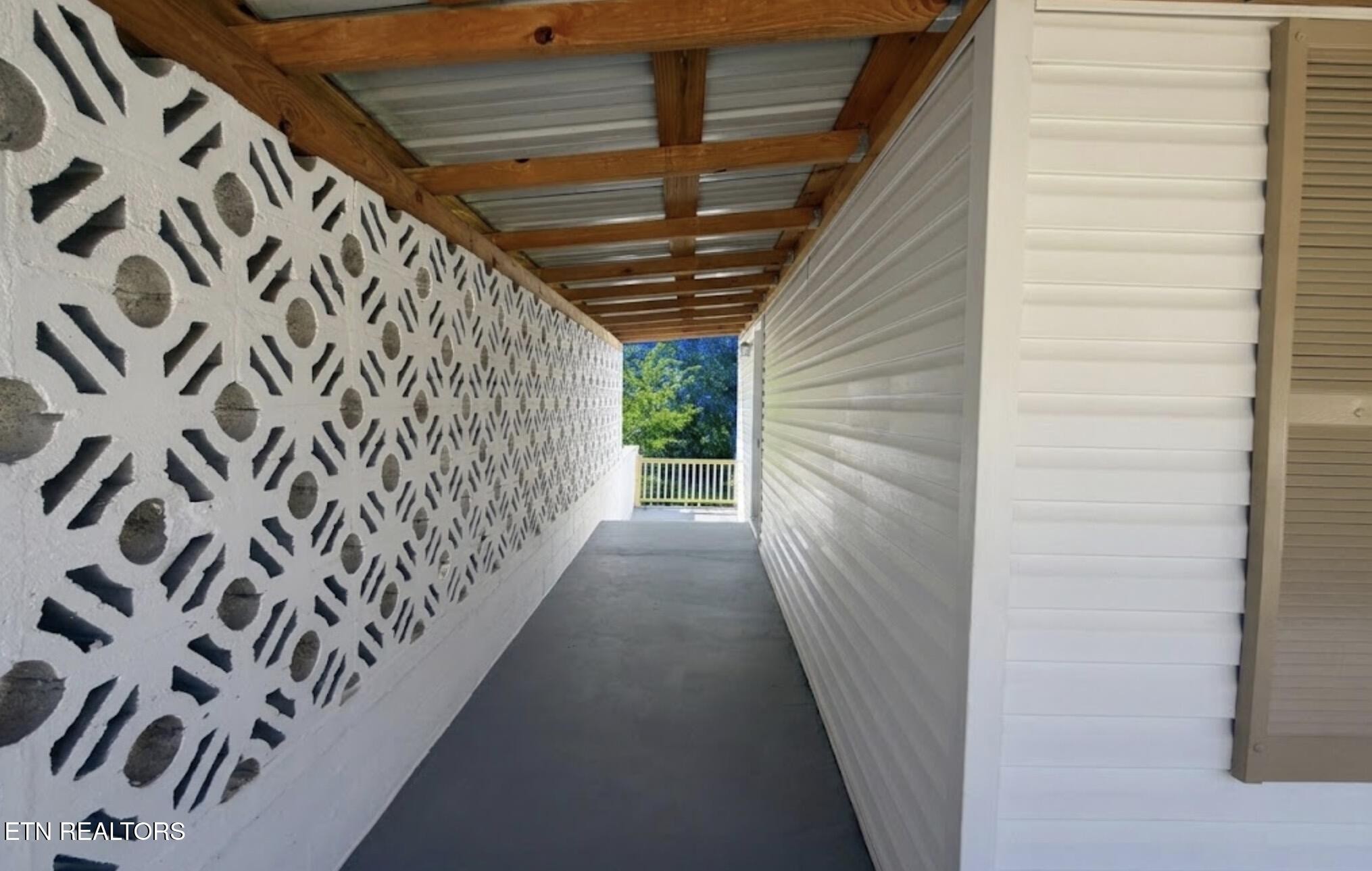 Photo 3 of Single family home for sale at 3215 Barton St, Knoxville, TN 37917 | MLS# 3626437 | Listing updated on 2026-10-24