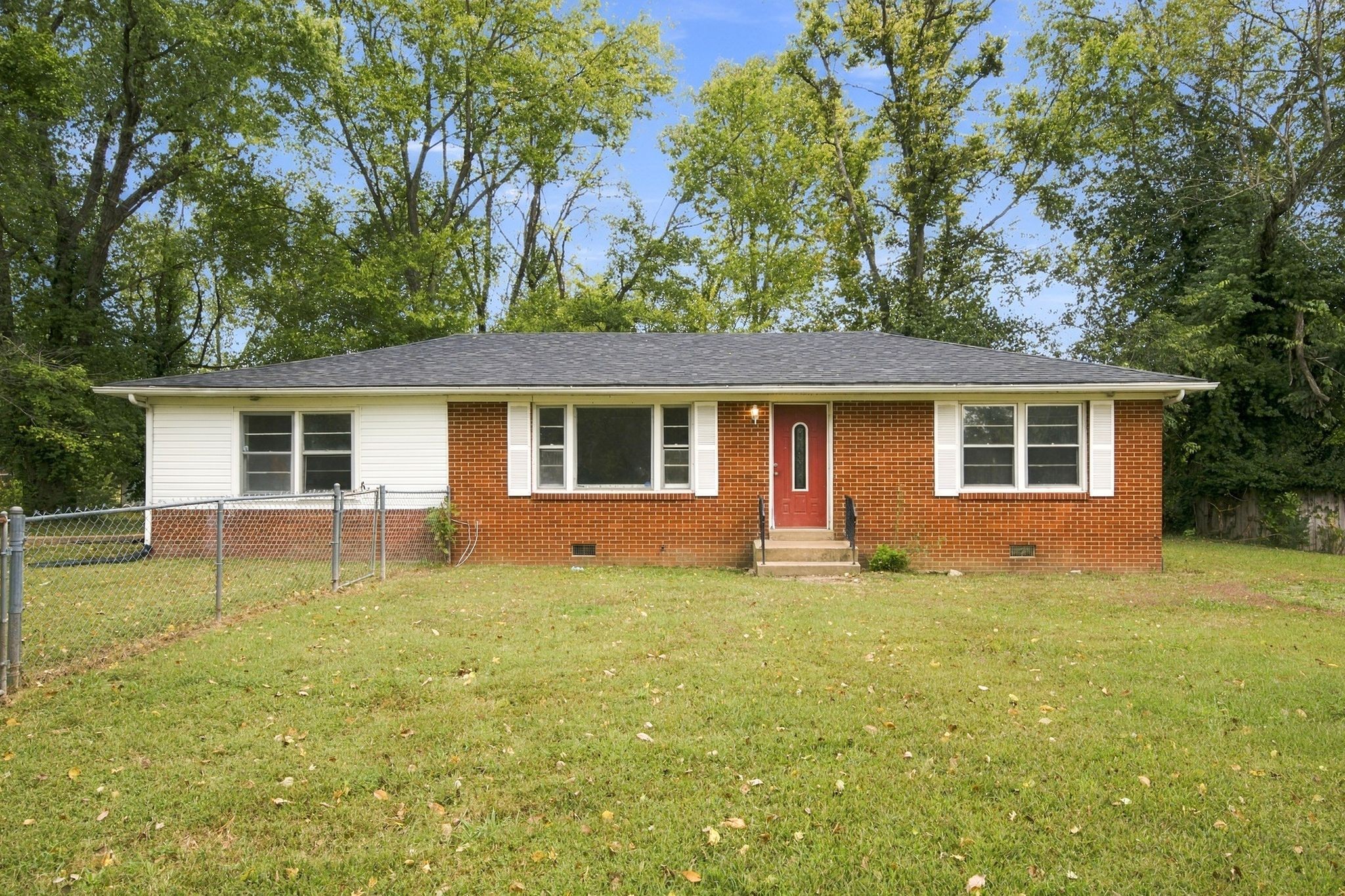 Photo 1 of Single family home for sale at 9904 Old Hwy 46, Bon Aqua, TN 37025 | MLS# 3626519 | Listing updated on 2026-10-24
