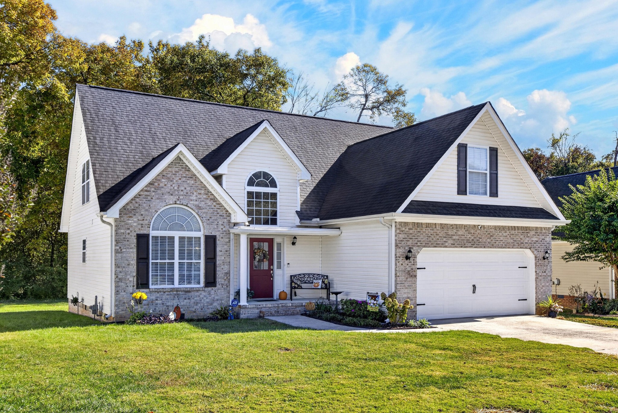 Photo 1 of Single family home for sale at 1858 Clear Brk Ct, Chattanooga, TN 37421 | MLS# 3626480 | Listing updated on 2026-10-26