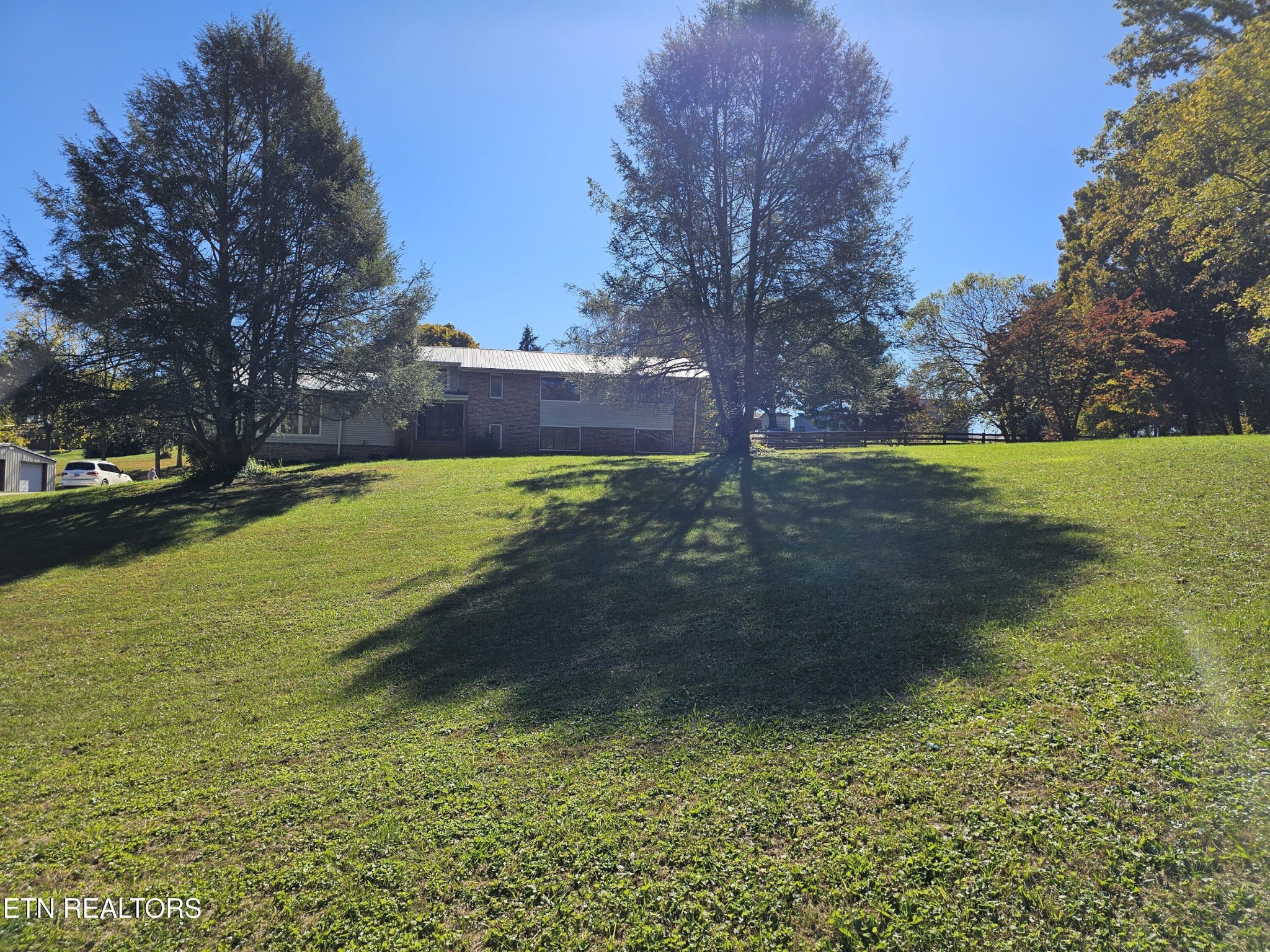 Photo 1 of Single family home for sale at 229 Mcneeley Dr, La Follette, TN 37766 | MLS# 3626560 | Listing updated on 2026-10-25
