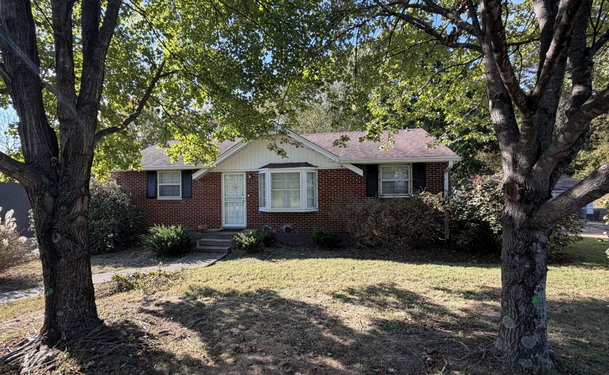 Single family home for sale at 3821 Valley Ridge Dr, Nashville, TN 37211 | MLS# 3626573