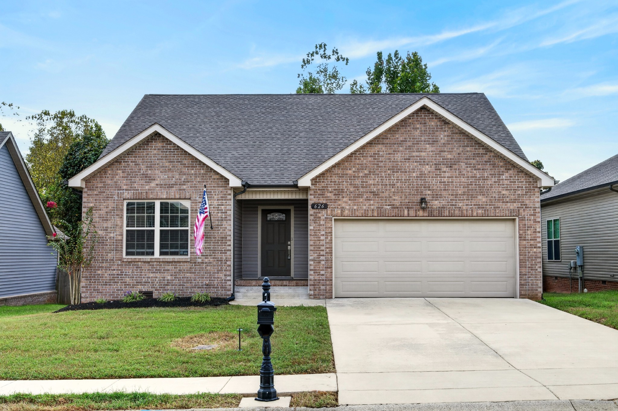 Photo 1 of Single family home for sale at 626 Snowshoe Ln, Clarksville, TN 37040 | MLS# 3626605 | Listing updated on 2026-10-26