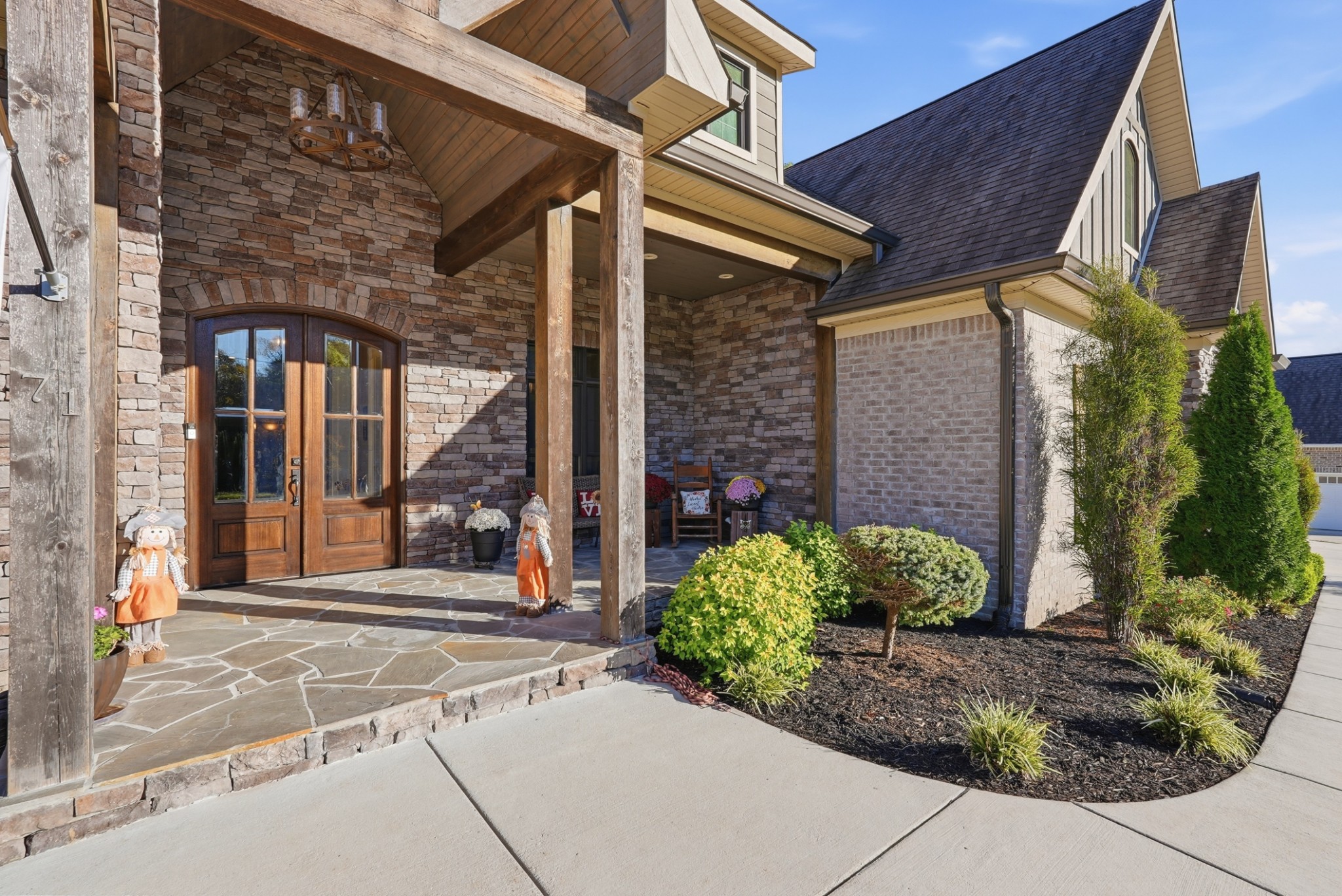 Photo 1 of Single family home for sale at 71 Woodland Crk Dr, Mc Minnville, TN 37110 | MLS# 3626666 | Listing updated on 2026-10-25