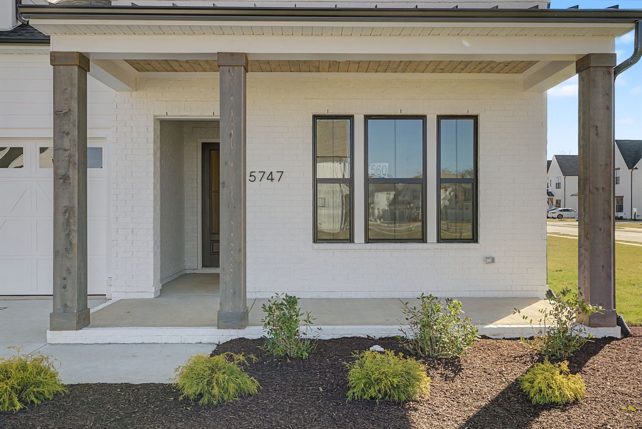 Photo 2 of Single family home for sale at 5717 Lennis Ln, Murfreesboro, TN 37129 | MLS# 3626634 | Listing updated on 2026-10-25