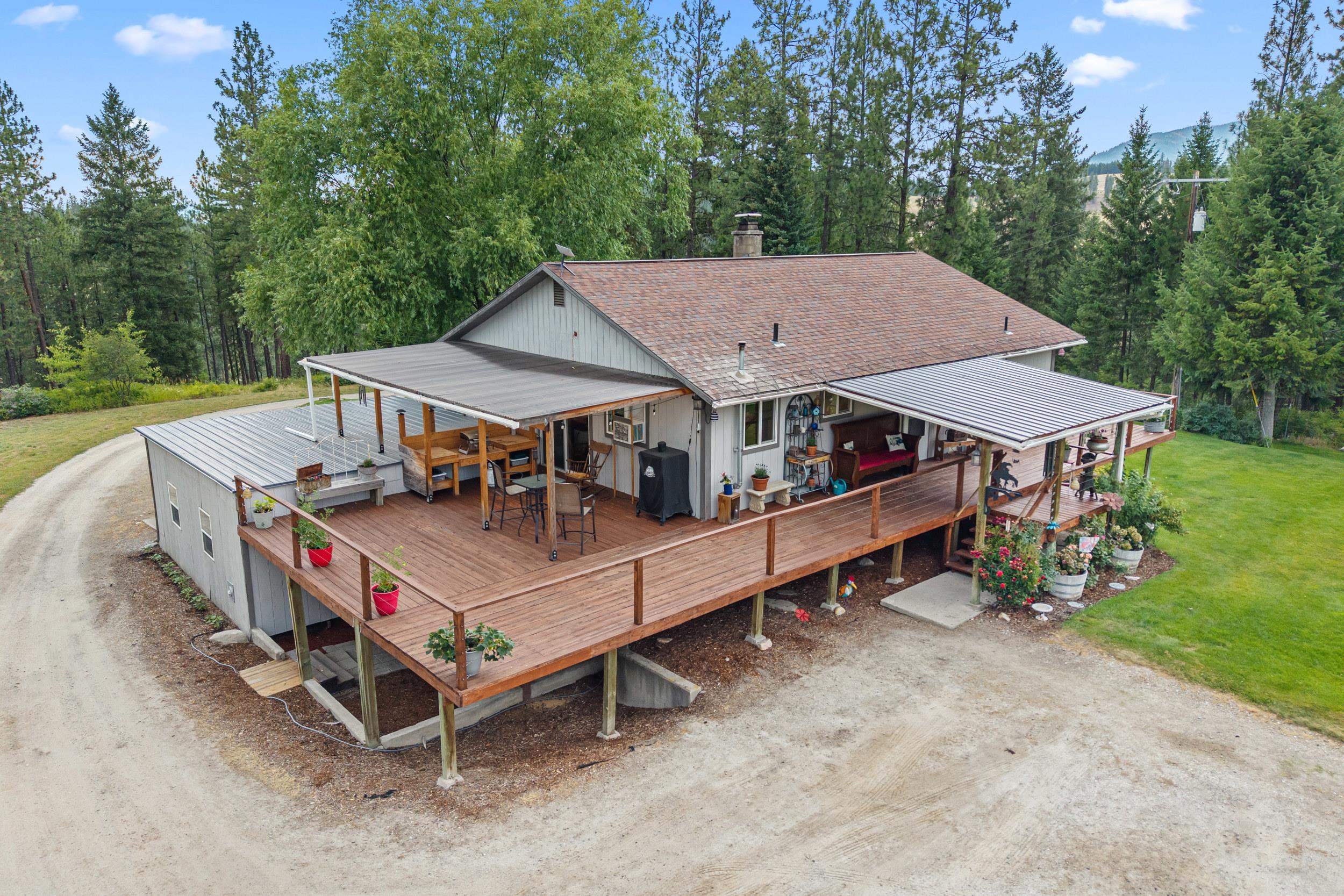 Photo 3 of Sale Pending at 762 Mahoney Rd, Colville, WA 99114 | MLS# 202611228 | Listing updated on 2026-09-21