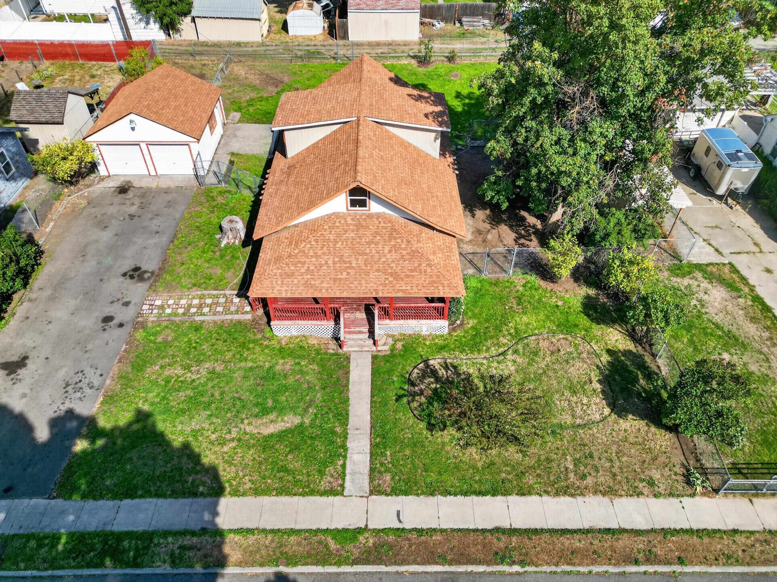 Photo 3 of Sale Pending at 1105 E Olympic Ave, Spokane, WA 99207 | MLS# 202624467 | Listing updated on 2026-09-21