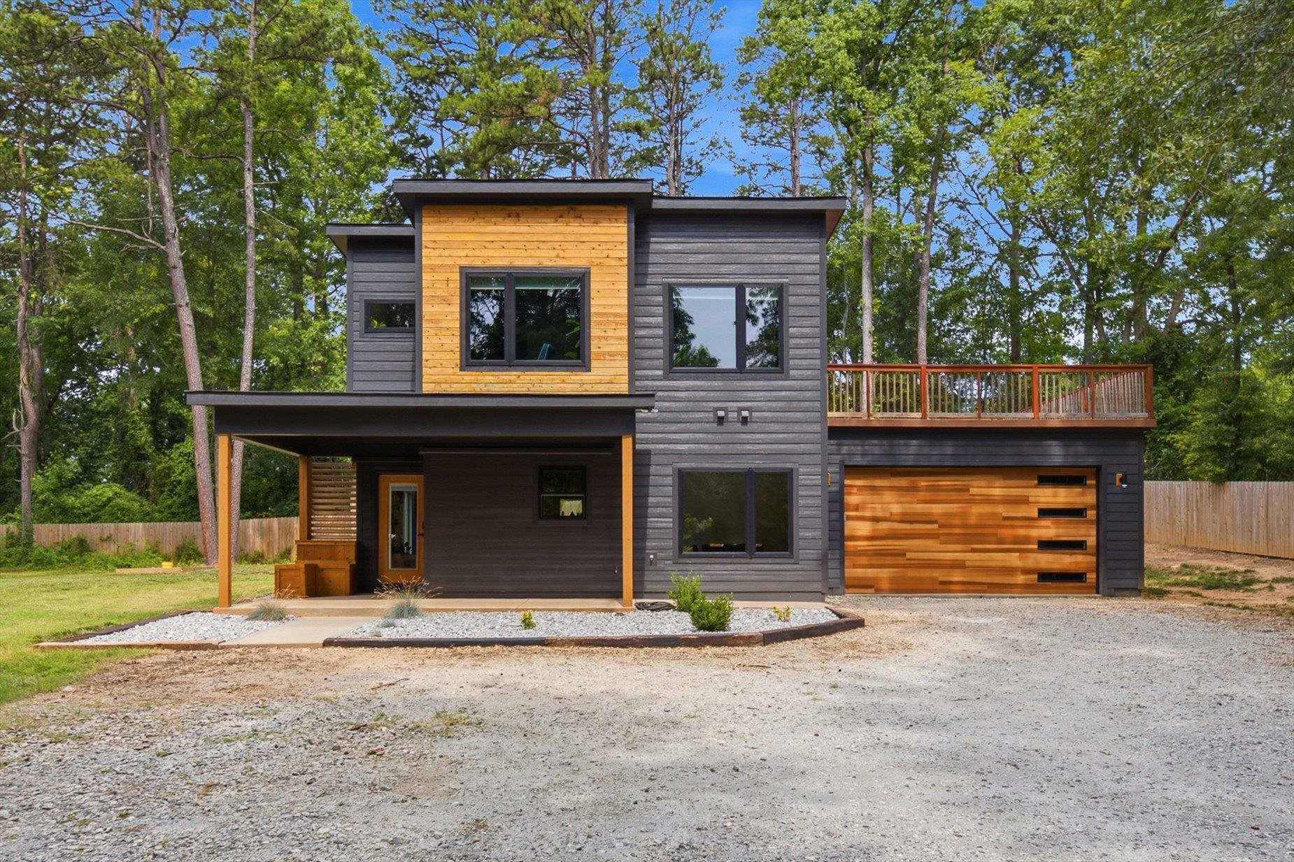 Photo 1 of Single family home for sale at 136 Downey Rd, Inman, SC | MLS# SPN339070 | Listing updated on 2026-10-25