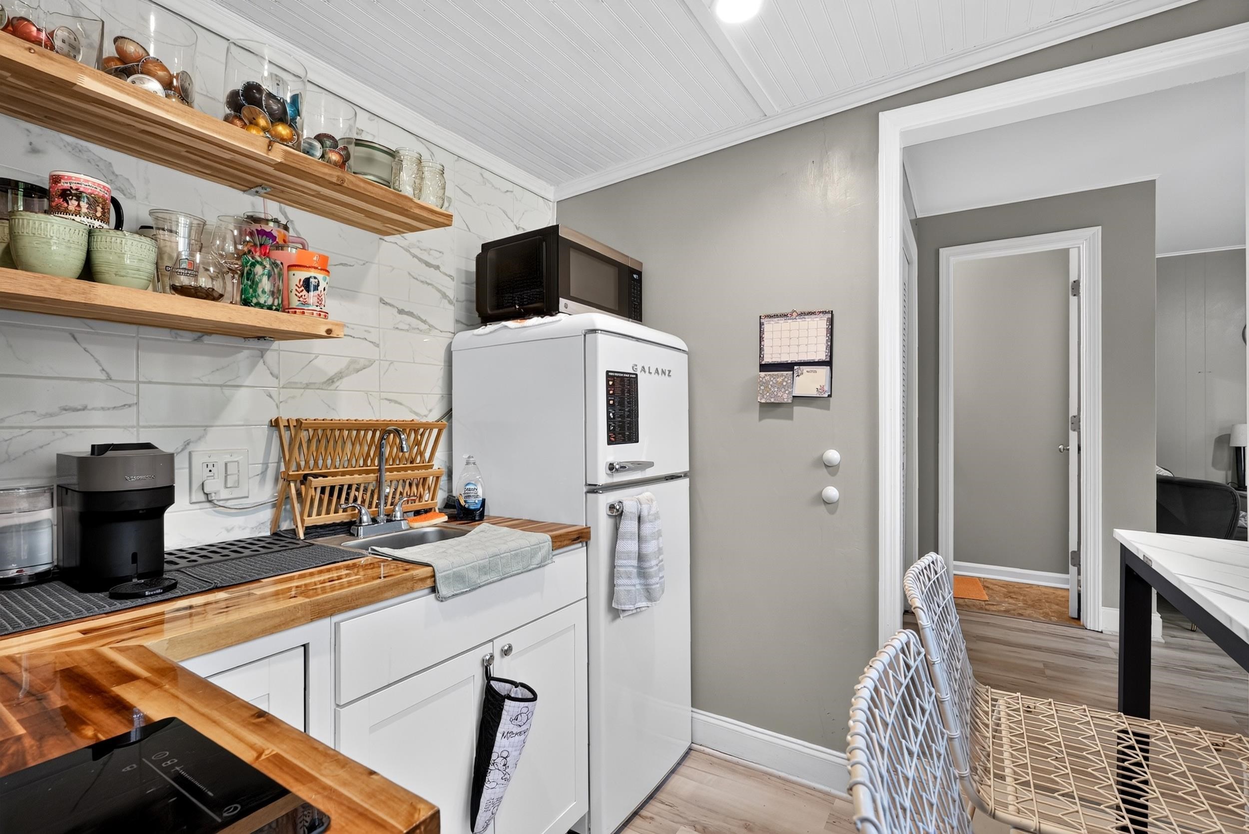 Photo 4 of Single family home for sale at 121 Bleckley Ave, Greenville, SC 29607 | MLS# SPN341592 | Listing updated on 2026-10-24